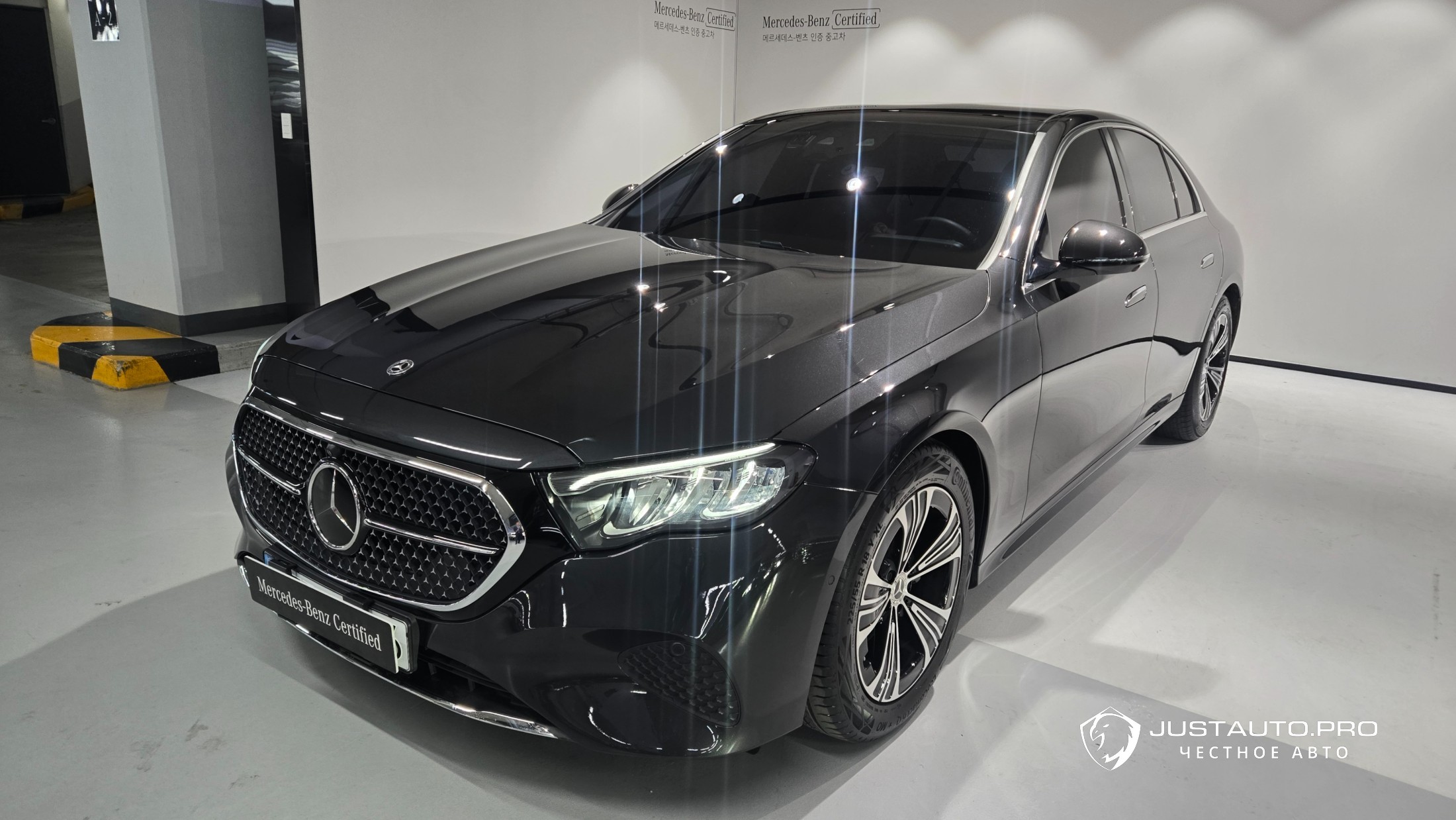 Автомобиль Mercedes-Benz E-Class