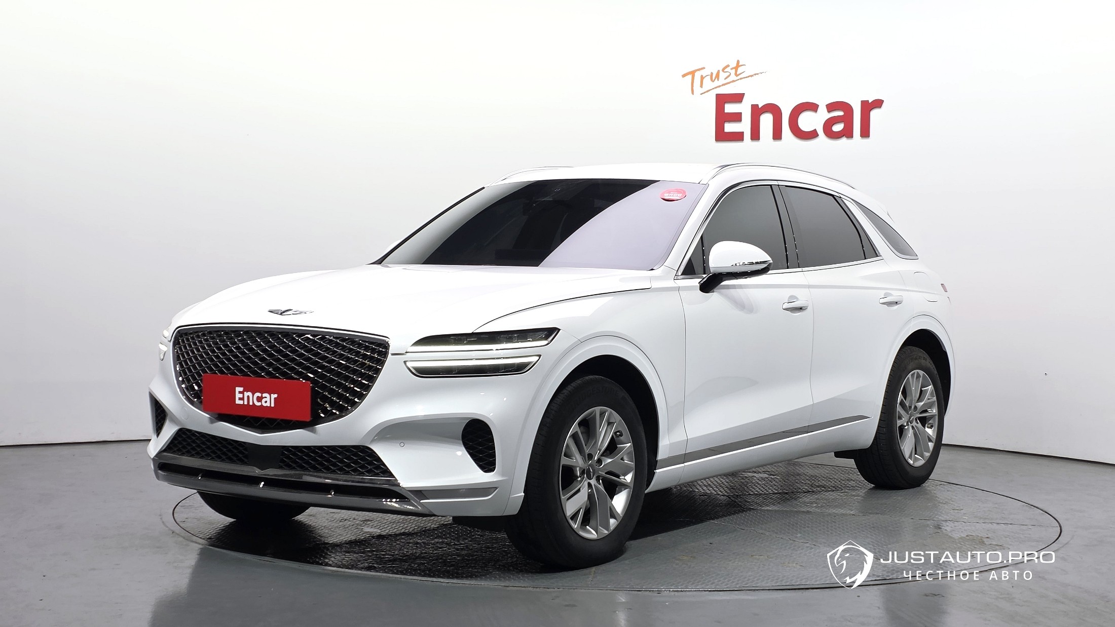 Автомобиль Genesis GV70