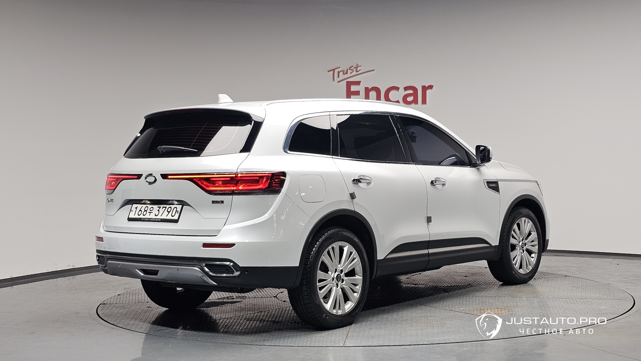 Автомобиль Renault-KoreaSamsung QM6