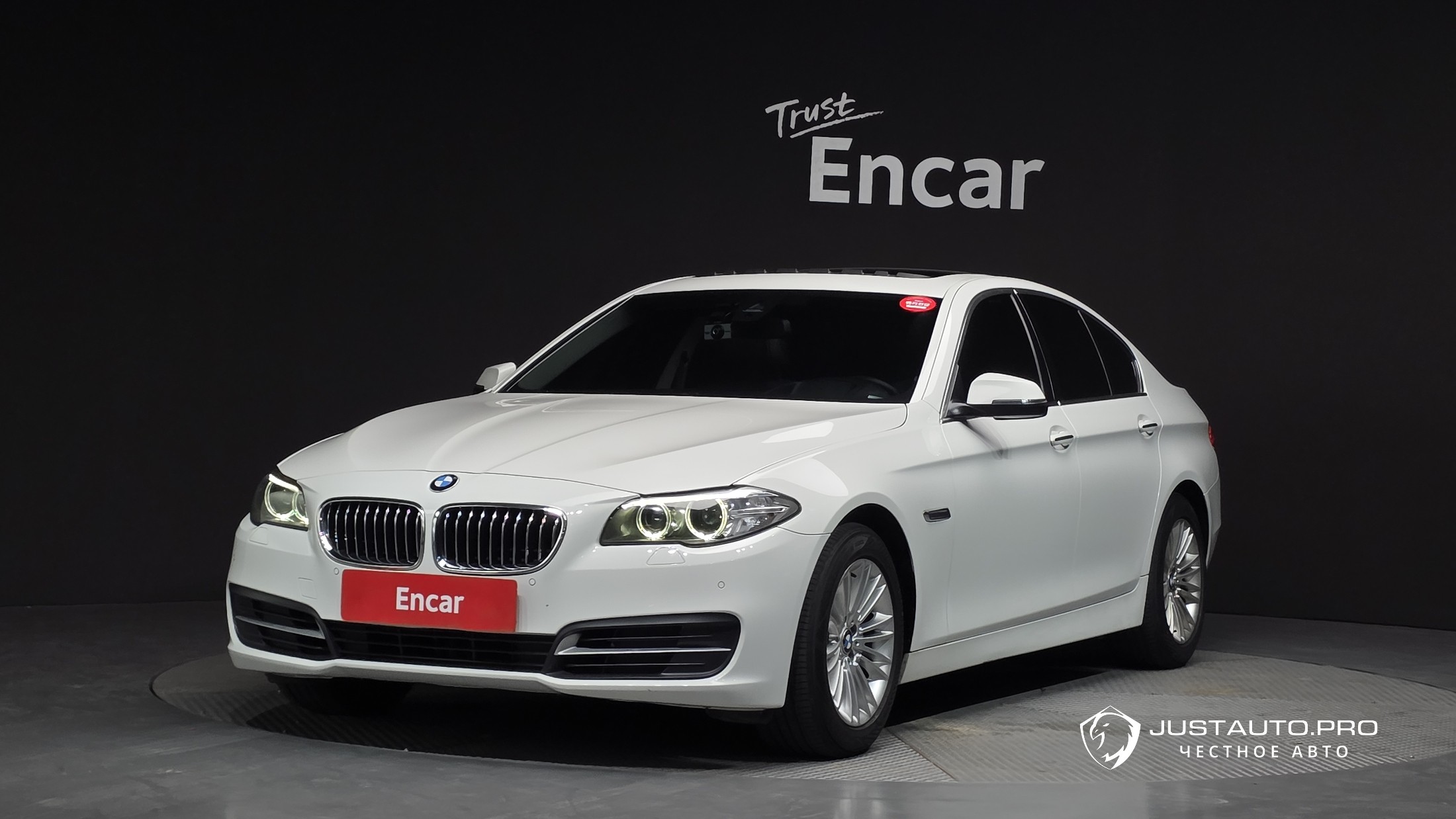 Автомобиль BMW 5-Series