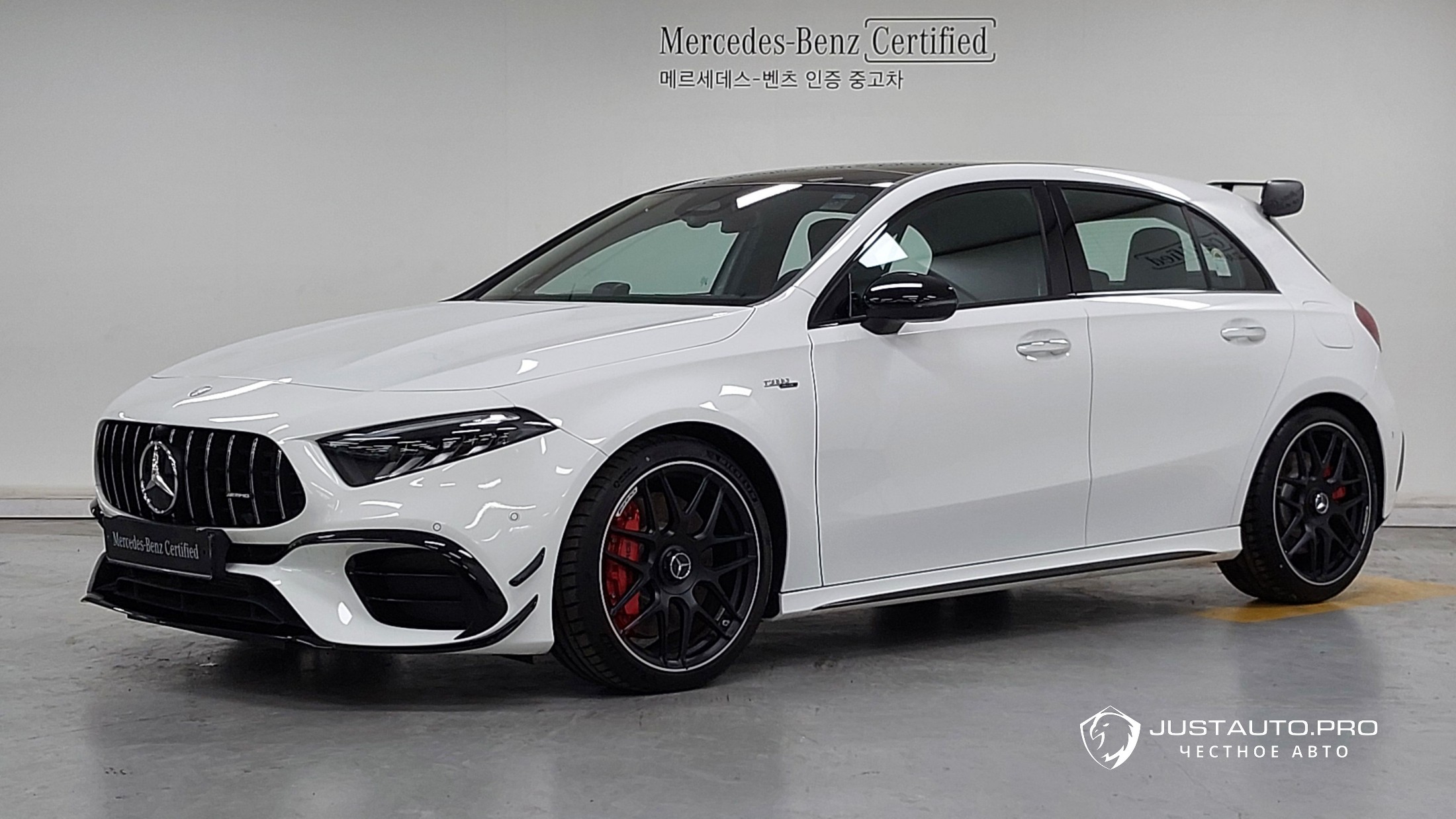 Автомобиль Mercedes-Benz A-Class