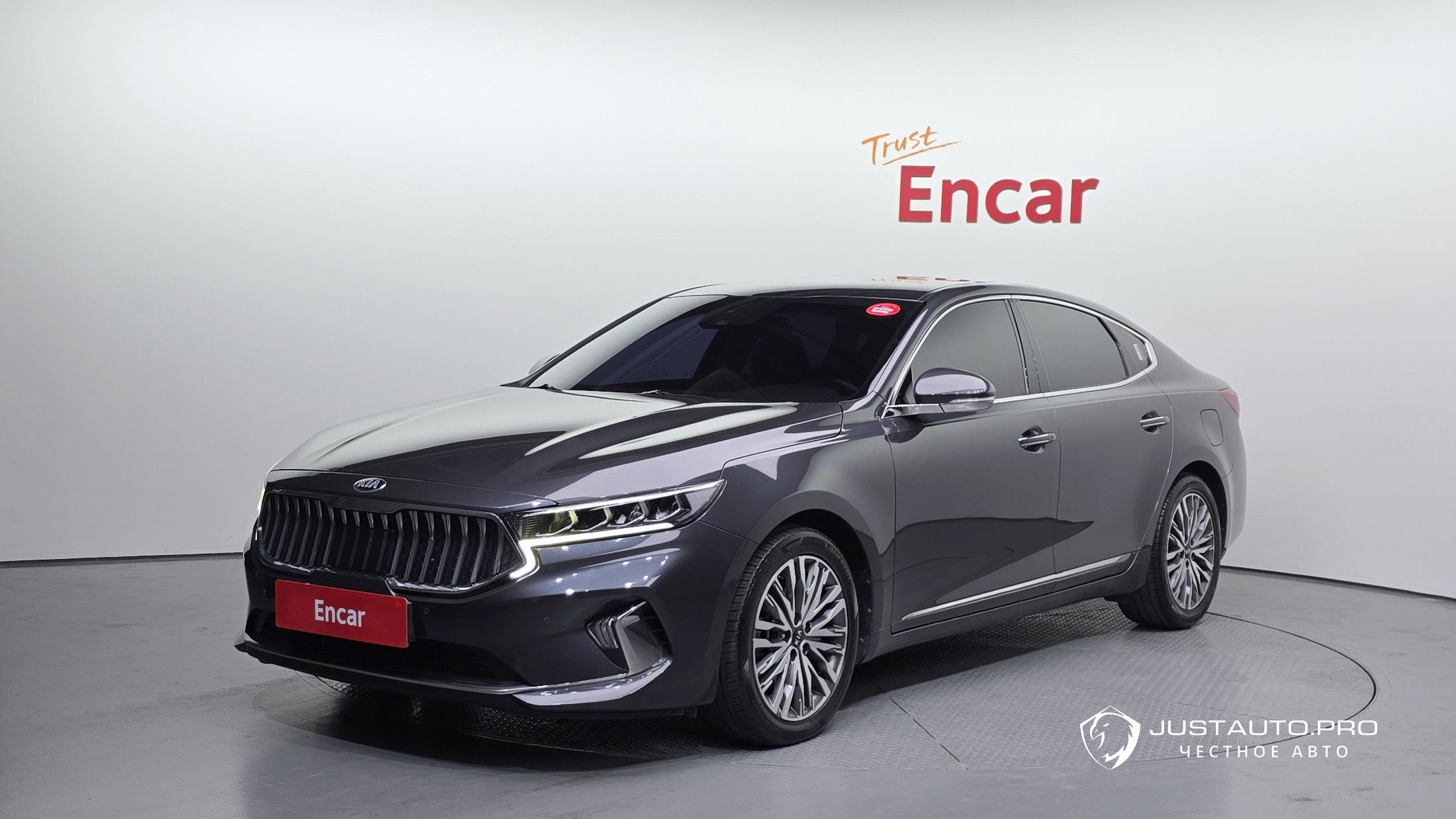 Автомобиль Kia K7