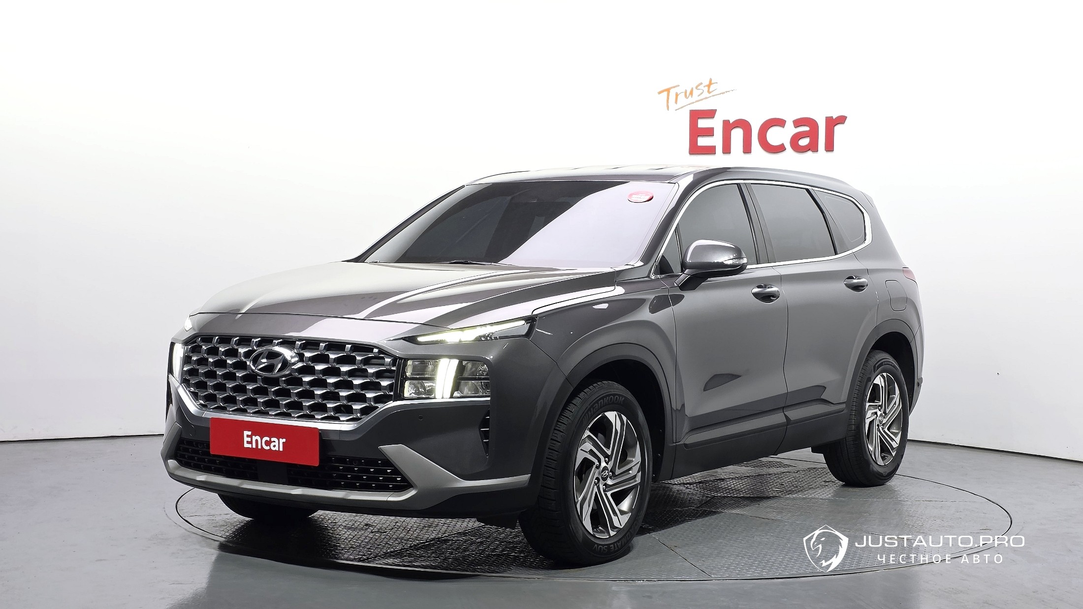 Автомобиль Hyundai Santafe