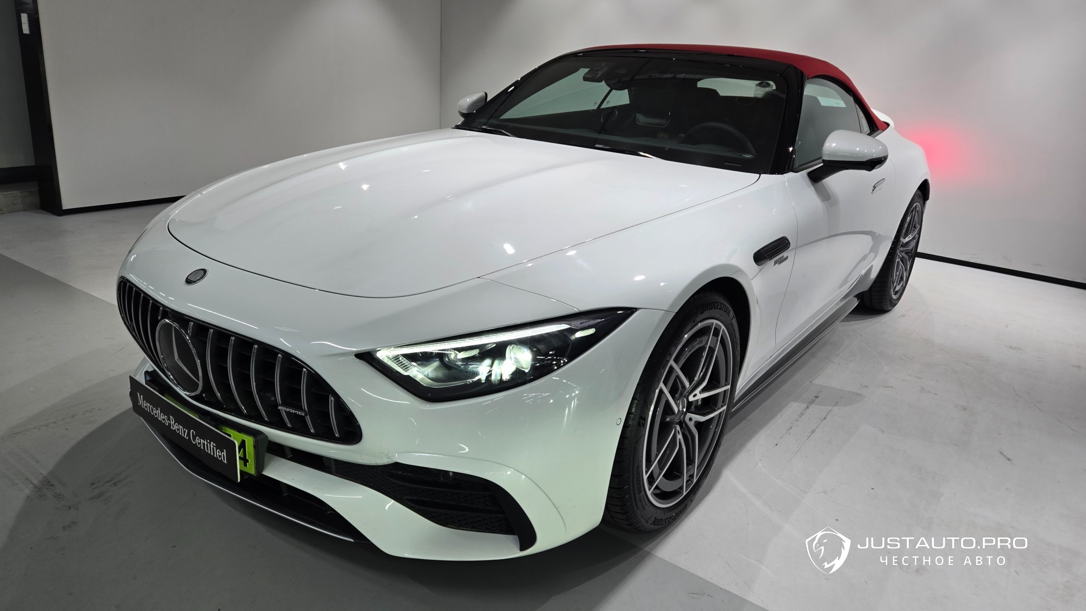 Автомобиль Mercedes-Benz SL-Class