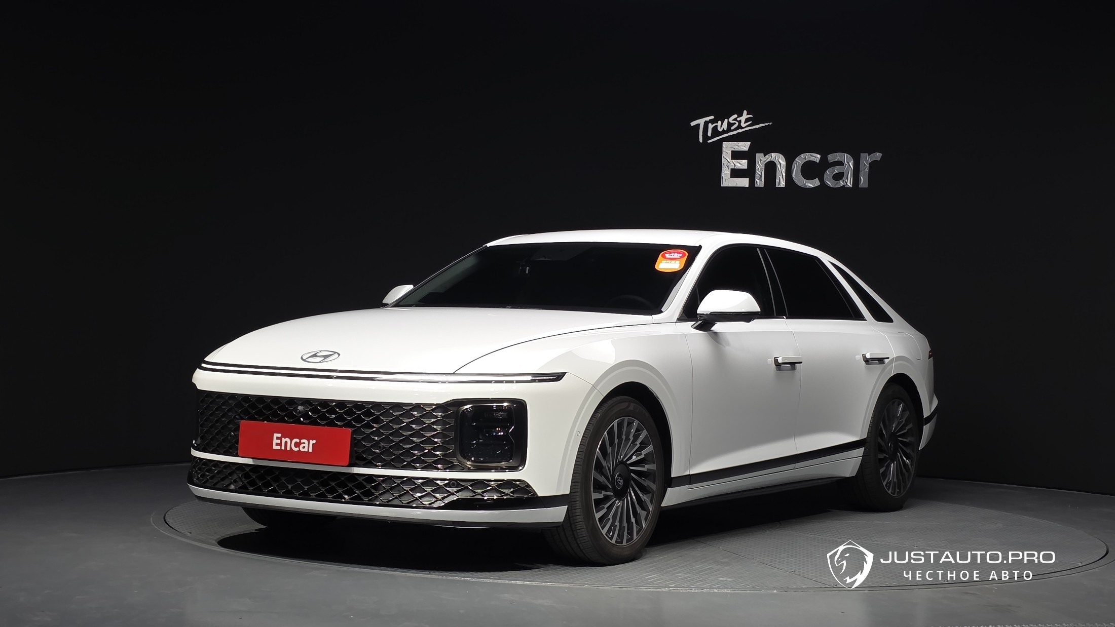 Автомобиль Hyundai Grandeur