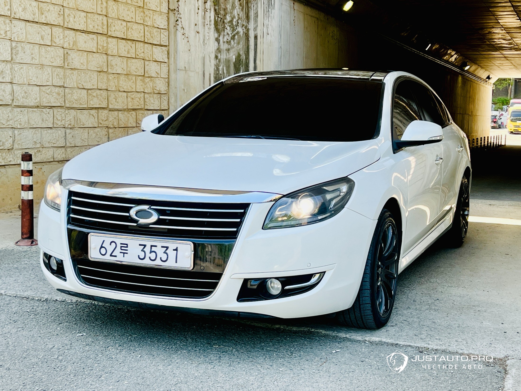 Автомобиль Renault-KoreaSamsung SM7