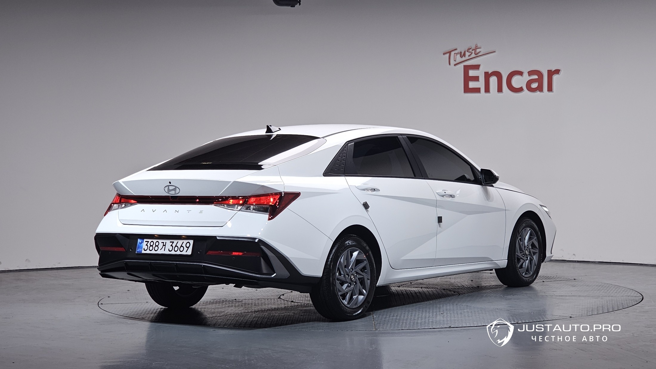 Автомобиль Hyundai AVANTE