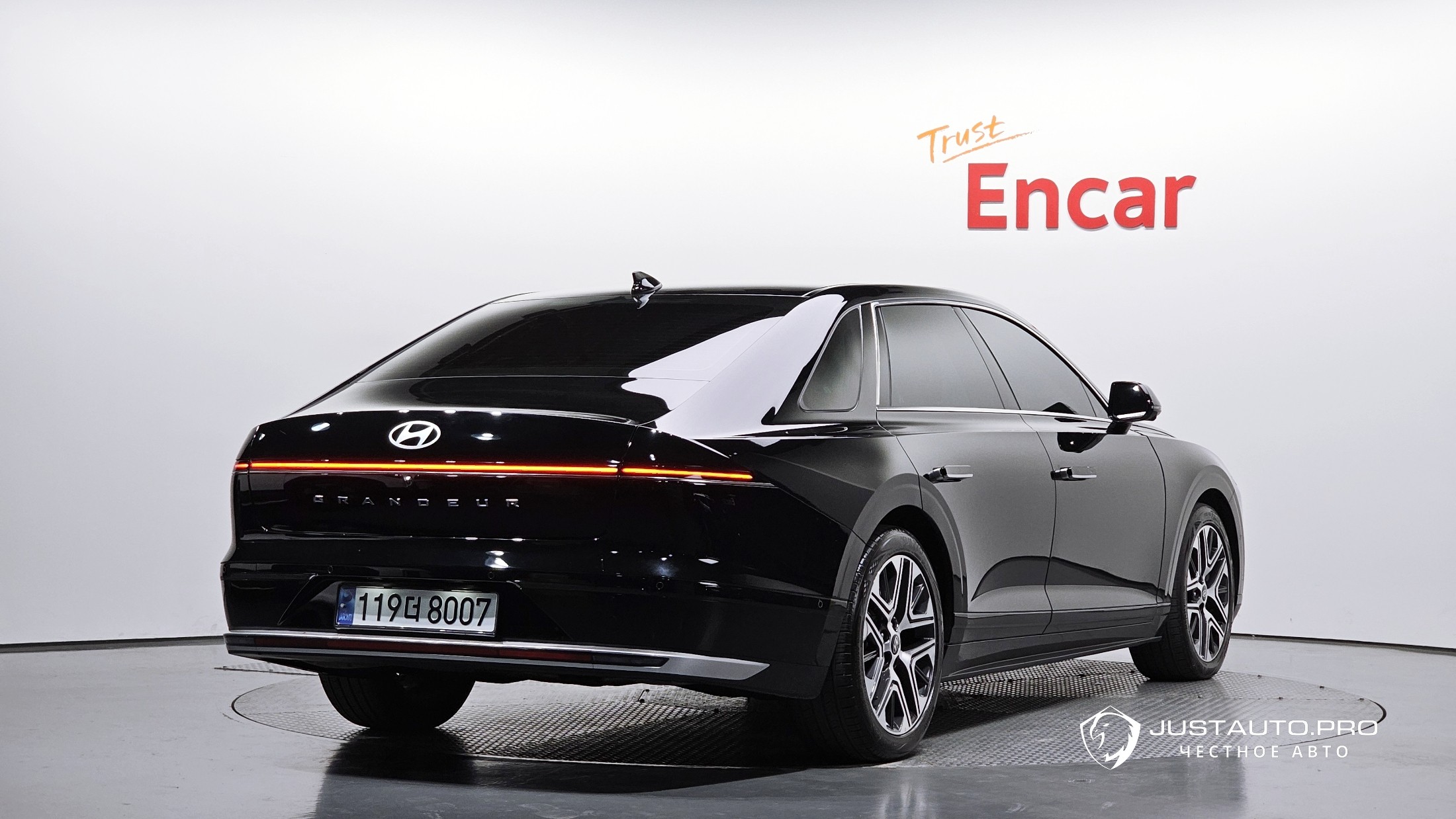 Автомобиль Hyundai Grandeur