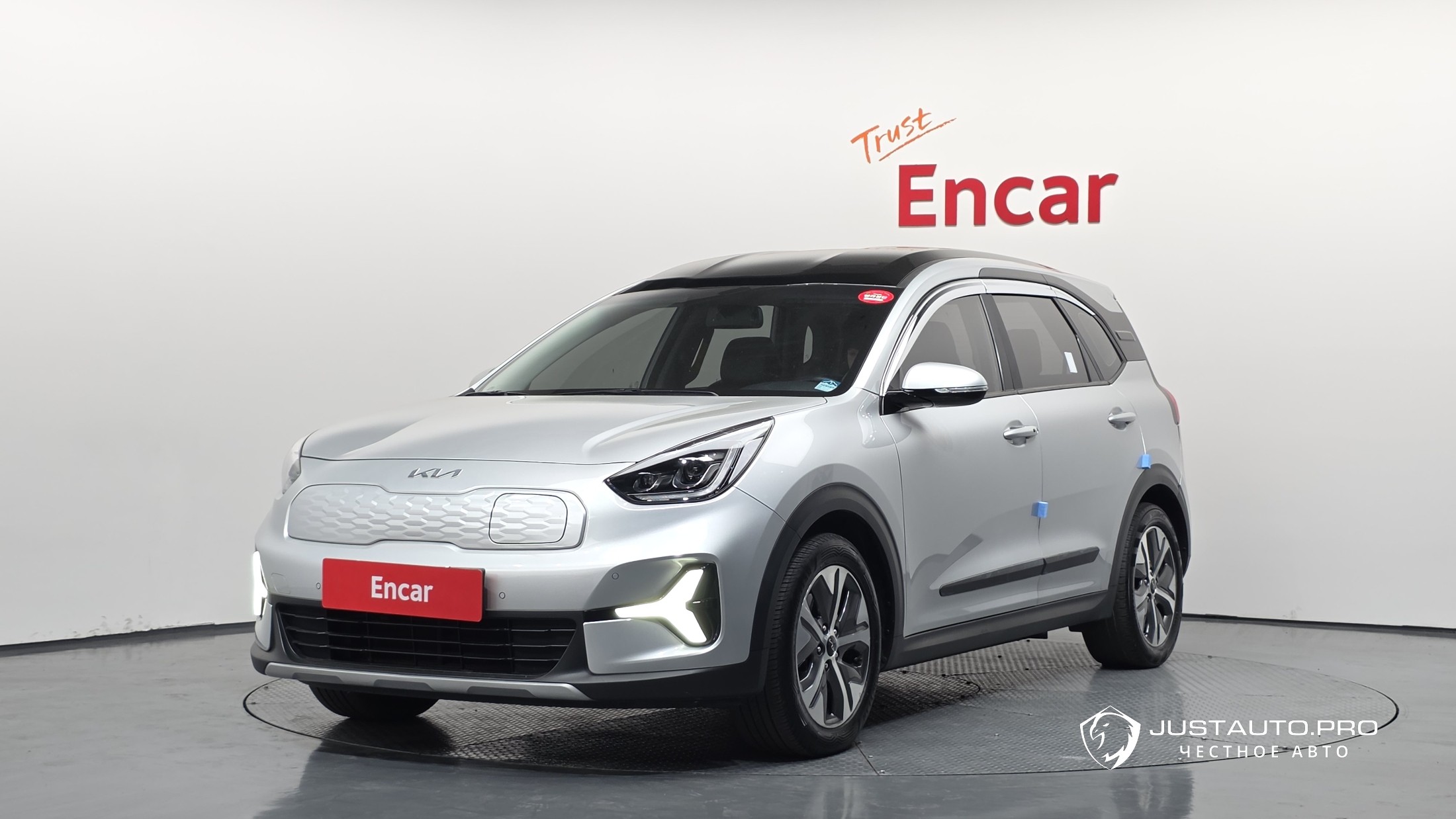 Автомобиль Kia Niro