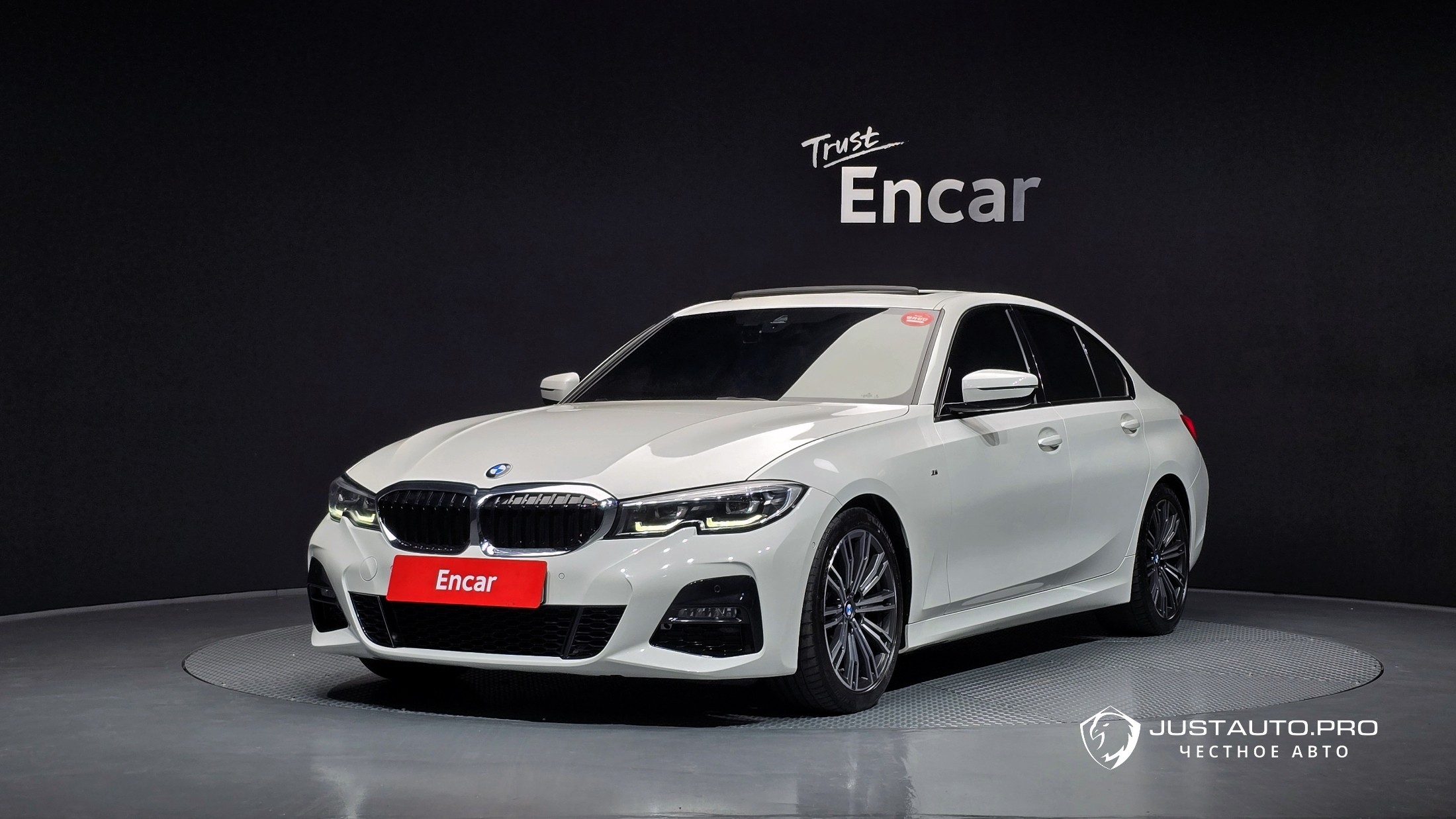 Автомобиль BMW 3-Series