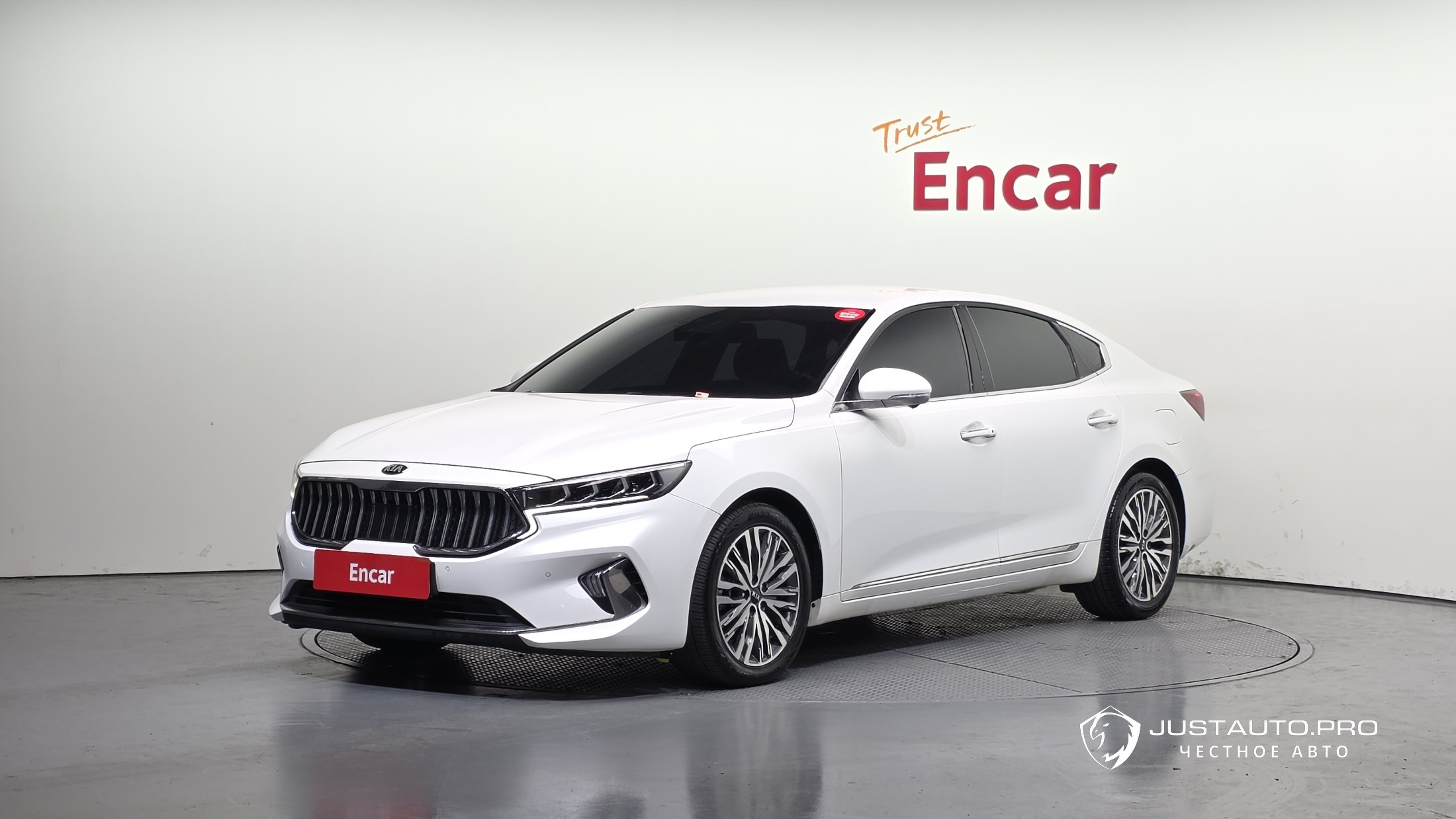Автомобиль Kia K7
