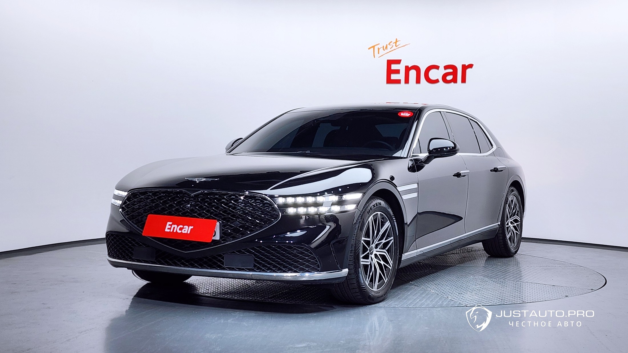 Автомобиль Genesis G90