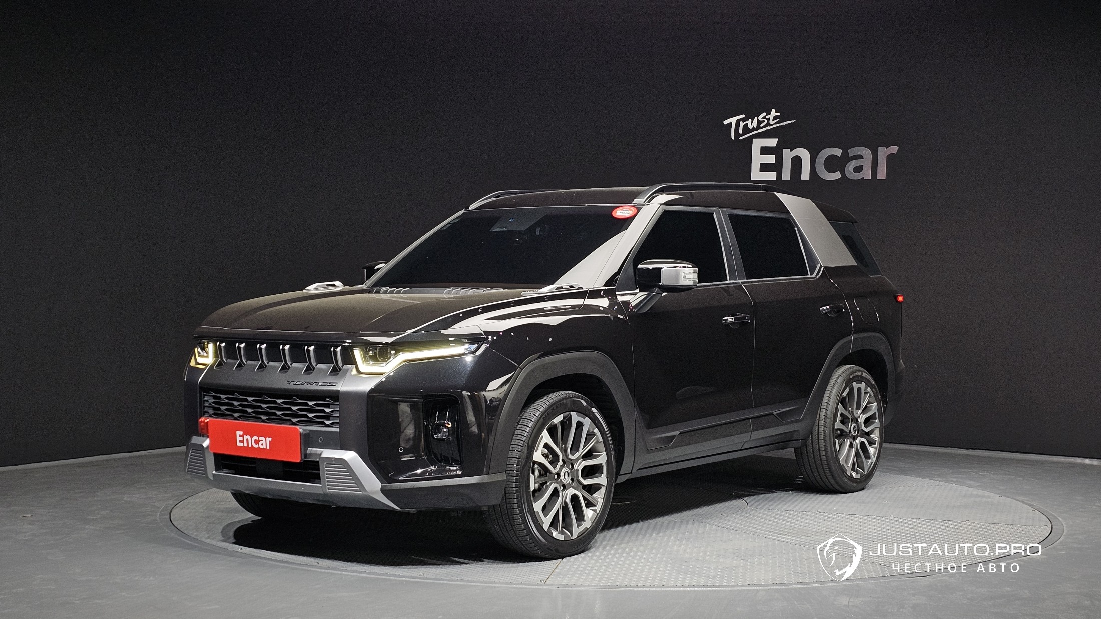 Автомобиль KG_Mobility_Ssangyong Torres