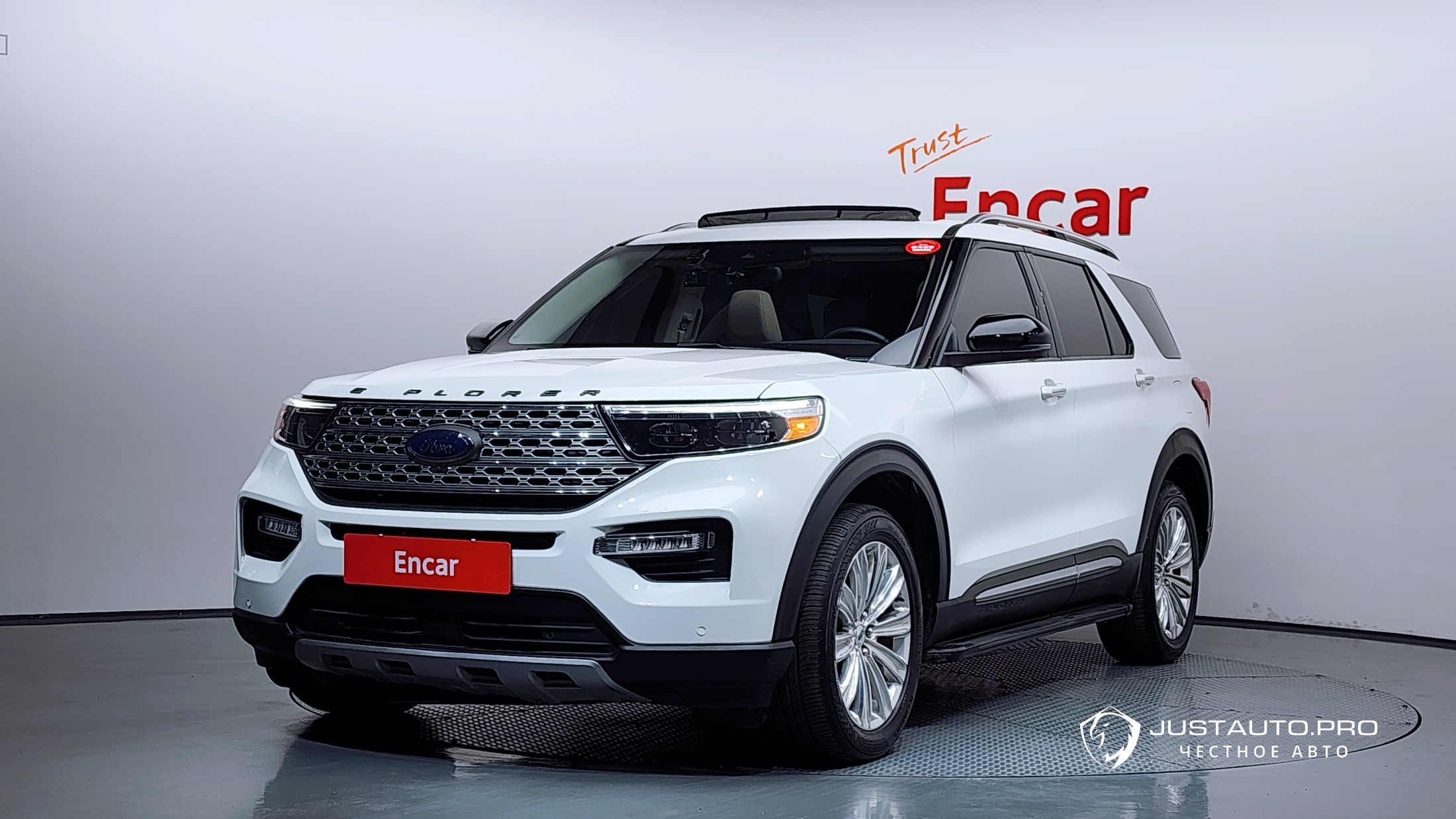 Автомобиль Ford Explorer