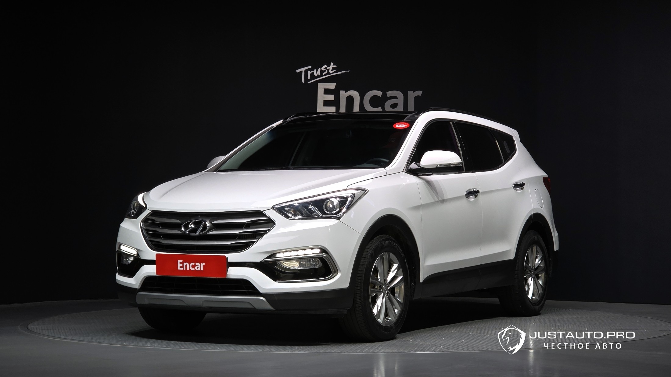 Автомобиль Hyundai Santafe