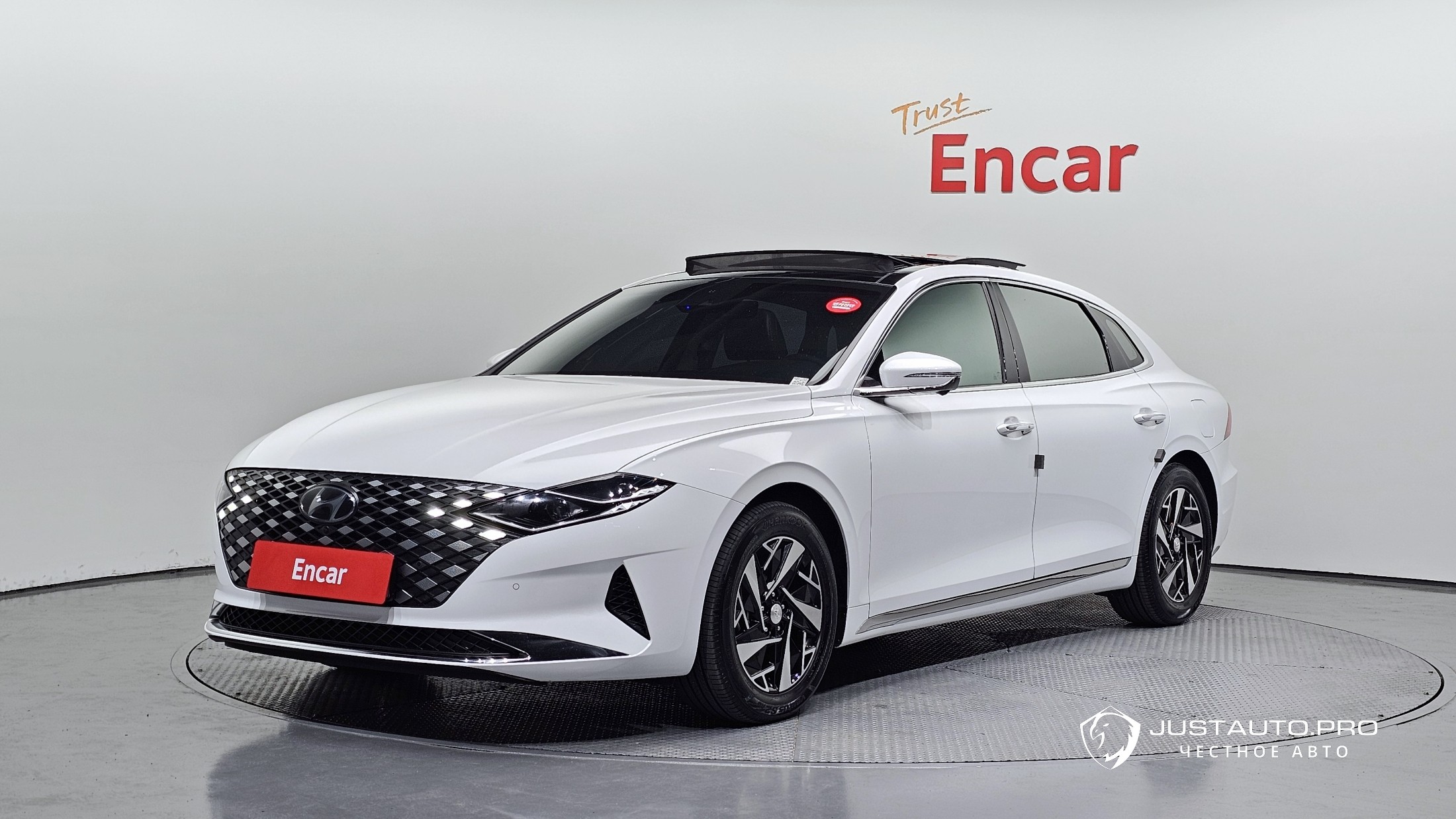 Автомобиль Hyundai Grandeur