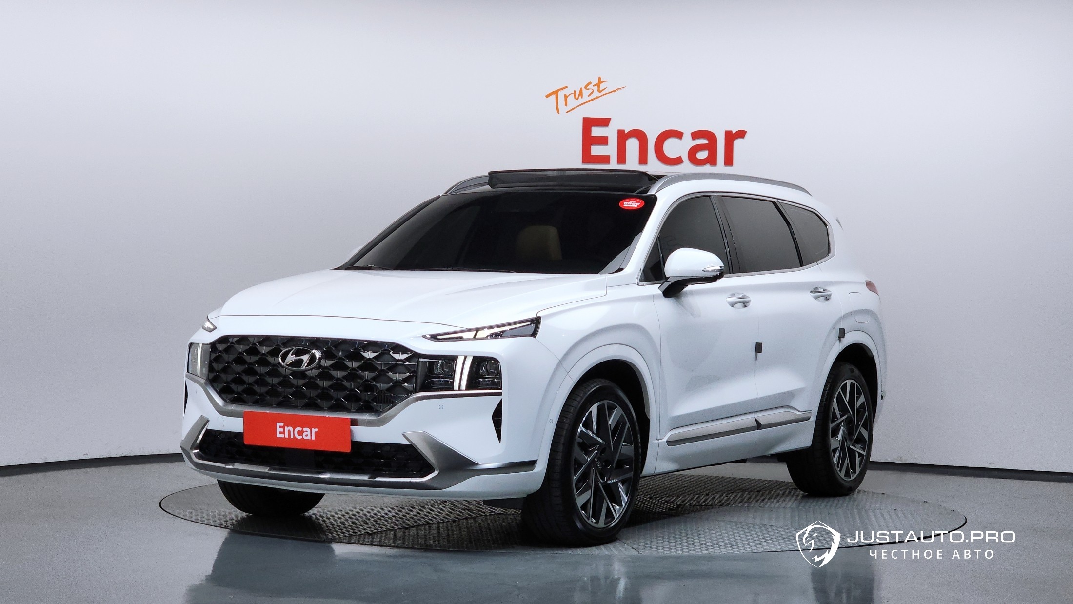 Автомобиль Hyundai Santafe