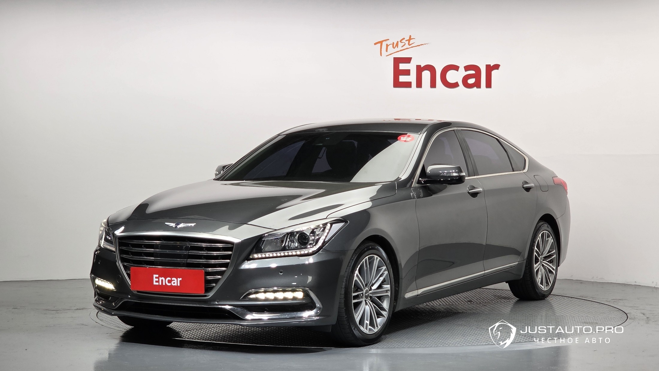 Автомобиль Genesis G80