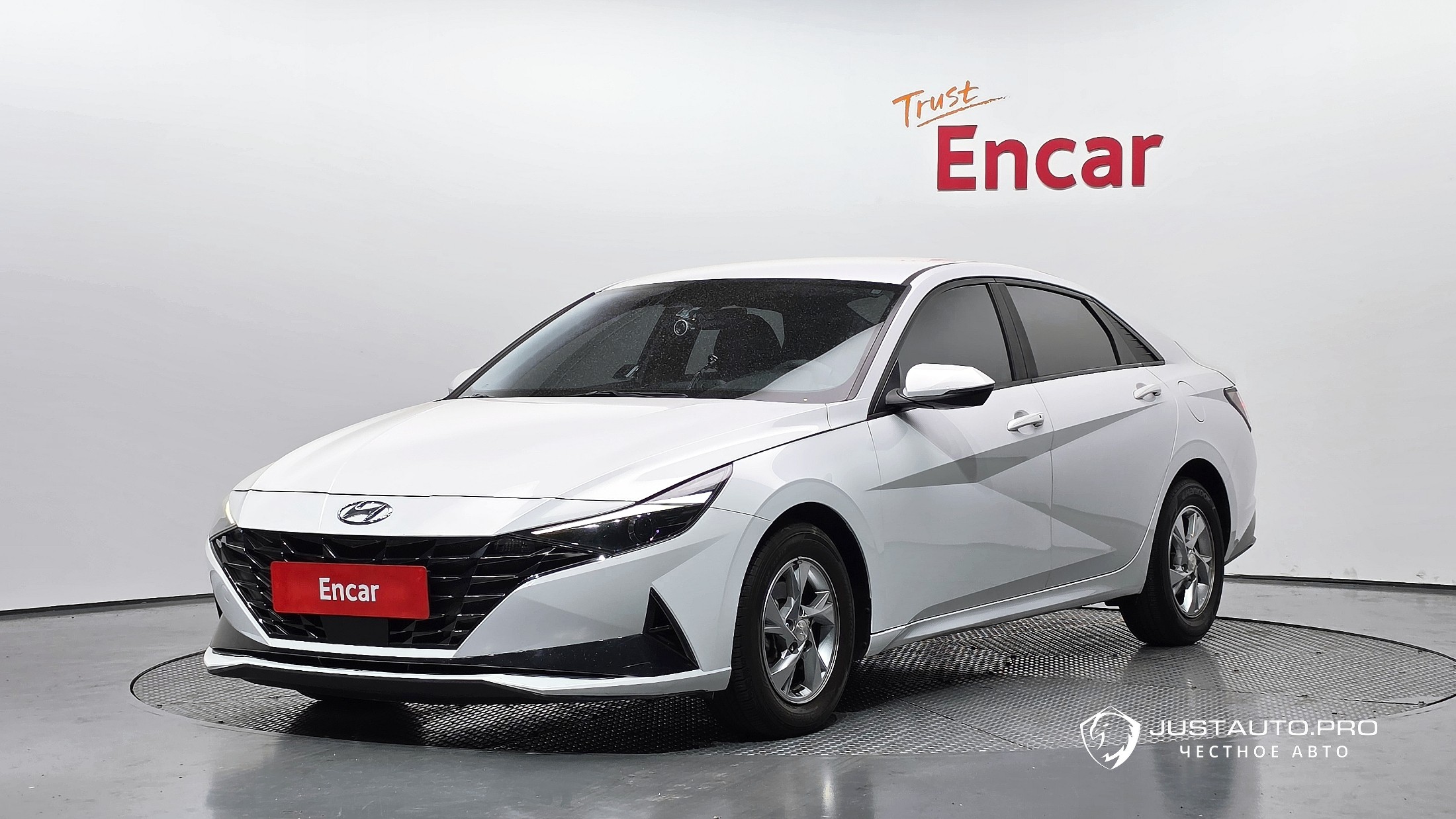 Автомобиль Hyundai AVANTE