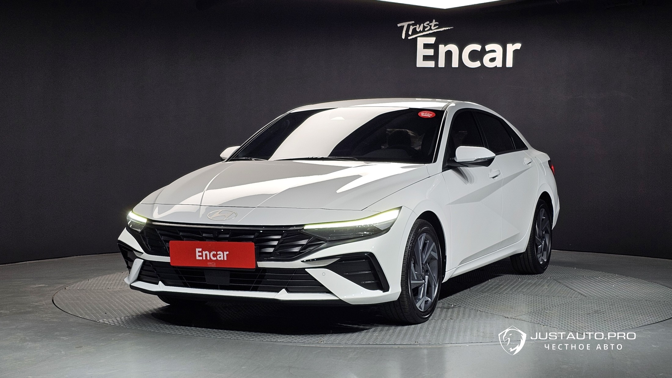 Автомобиль Hyundai AVANTE