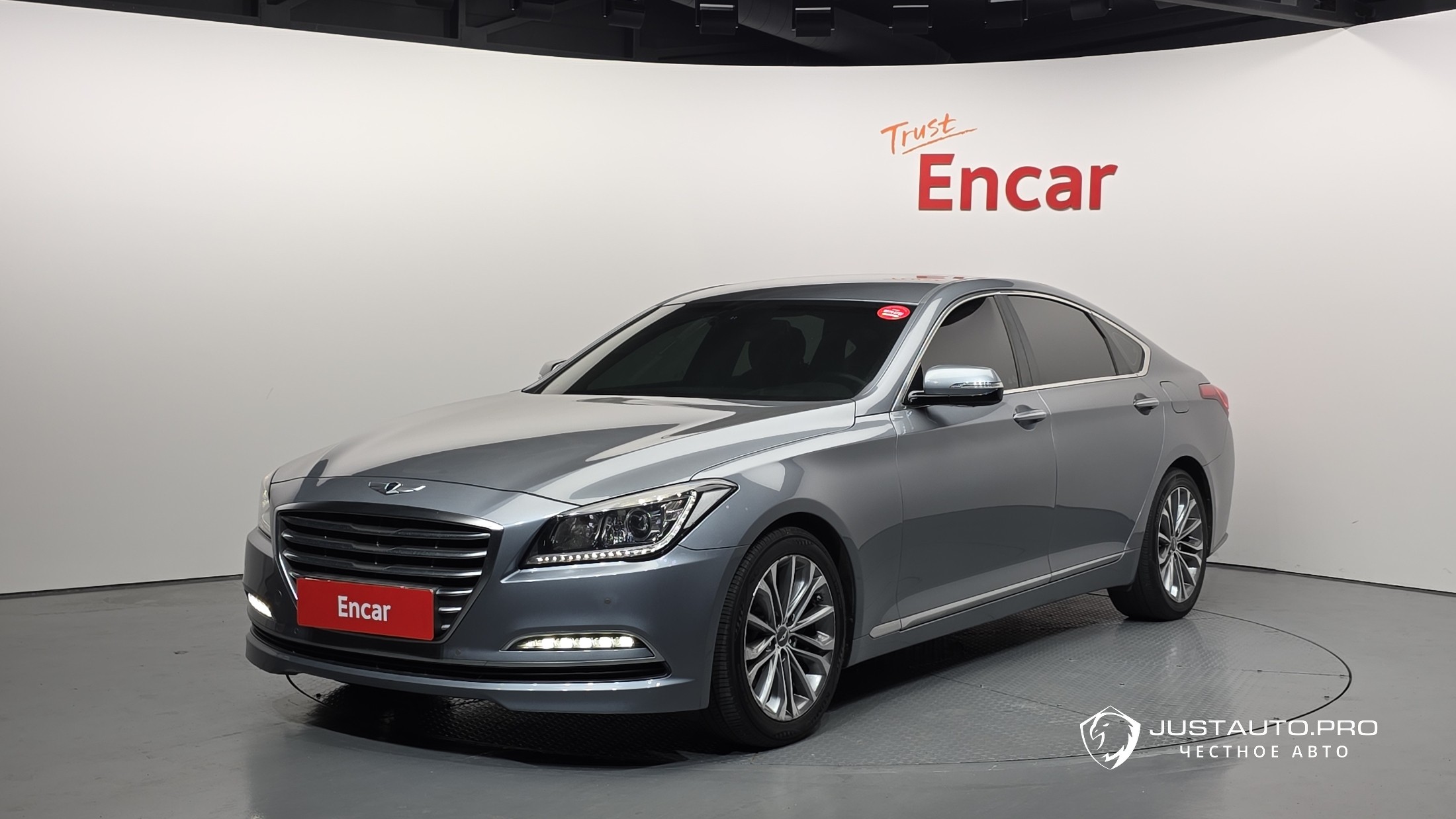 Автомобиль Hyundai Genesis