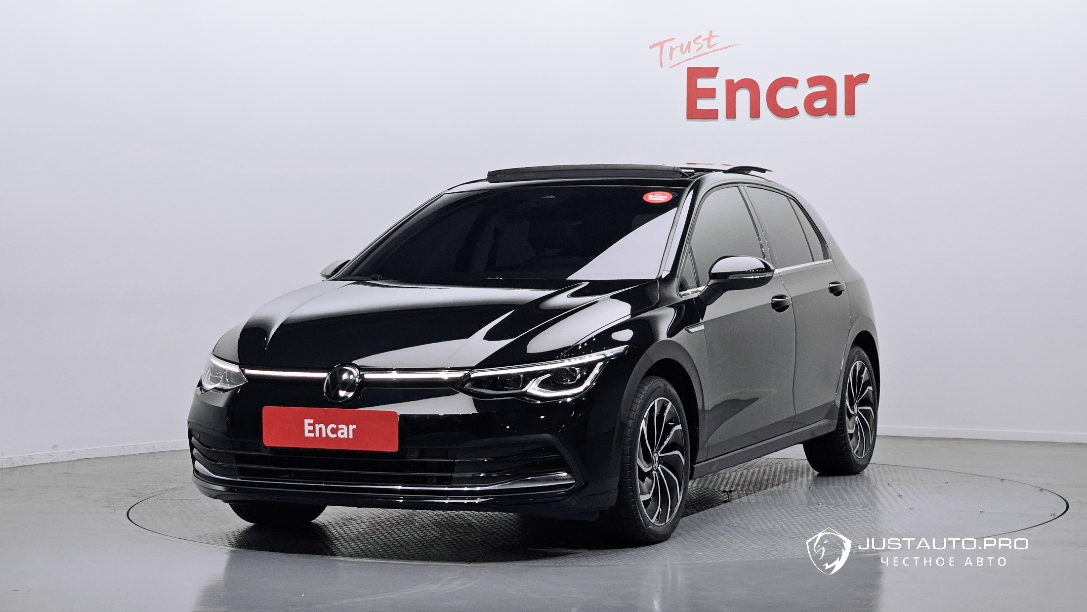 Автомобиль Volkswagen Golf