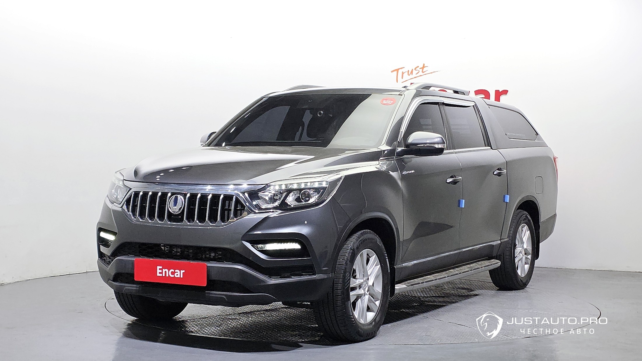 Автомобиль KG_Mobility_Ssangyong Rexton