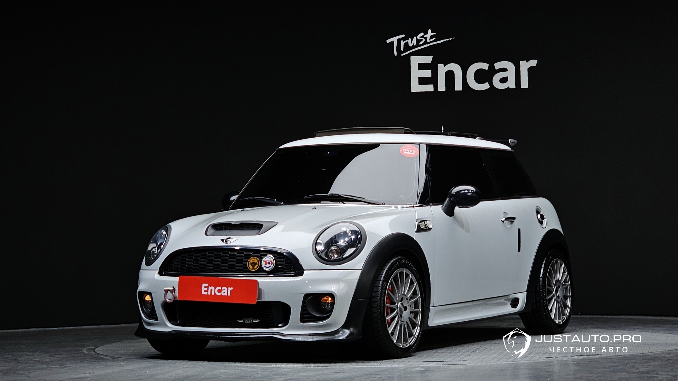 Автомобиль Mini Cooper