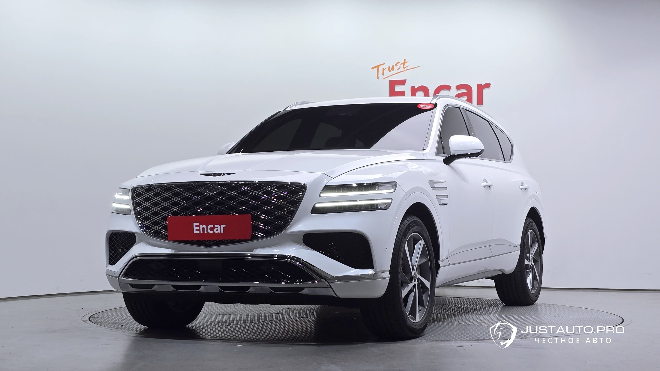 Автомобиль Genesis GV80