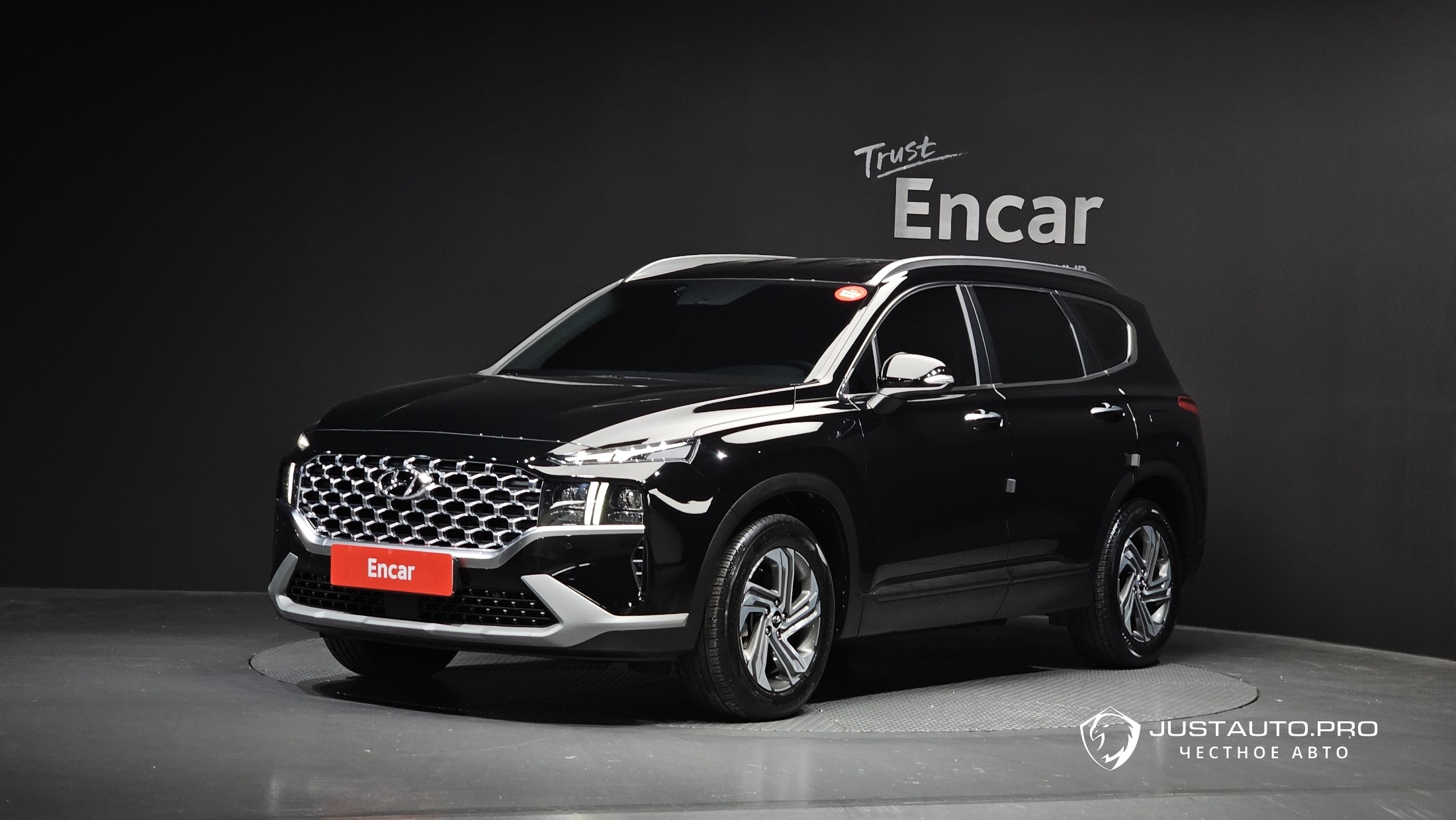 Автомобиль Hyundai Santafe