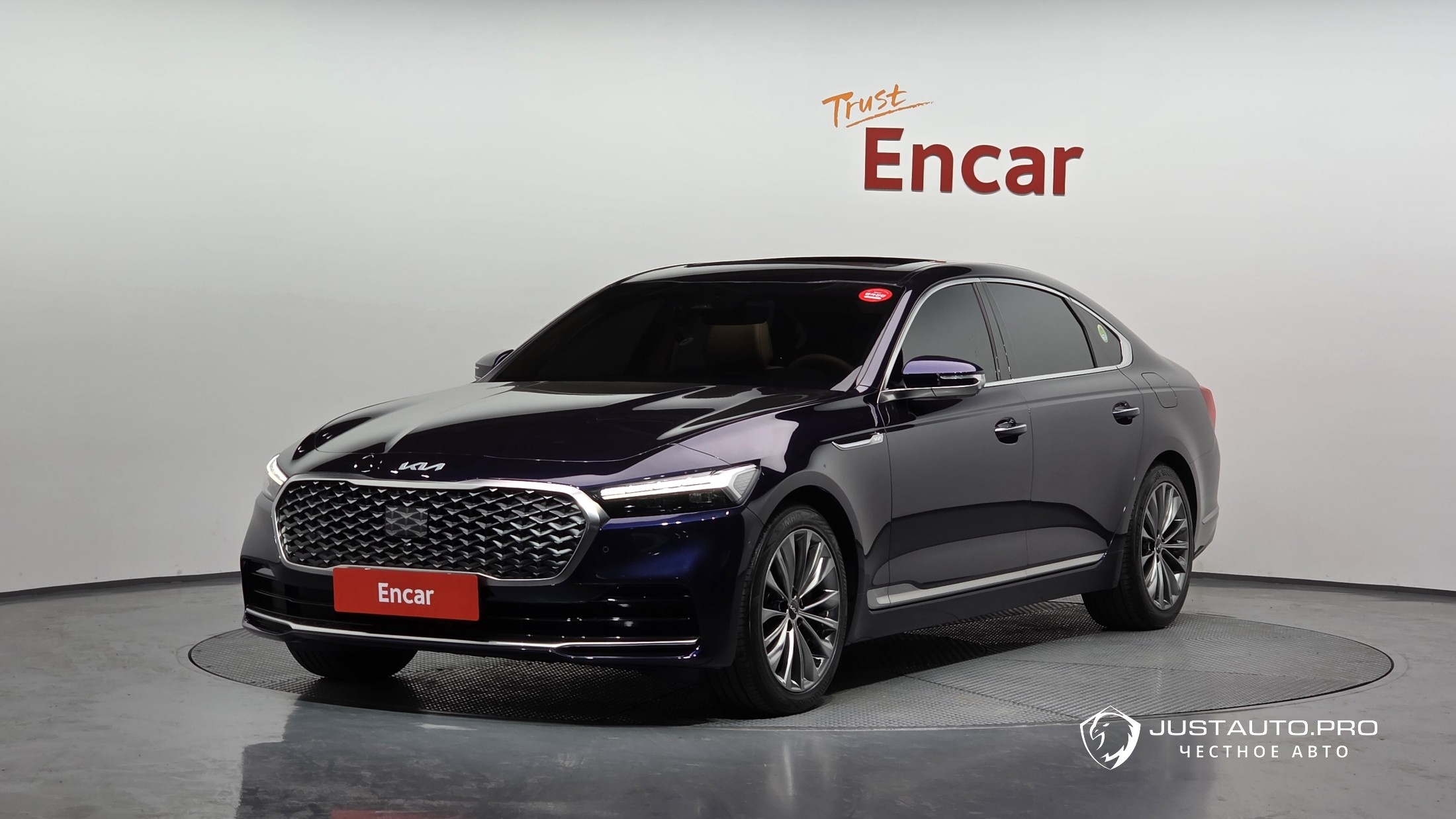 Автомобиль Kia K9