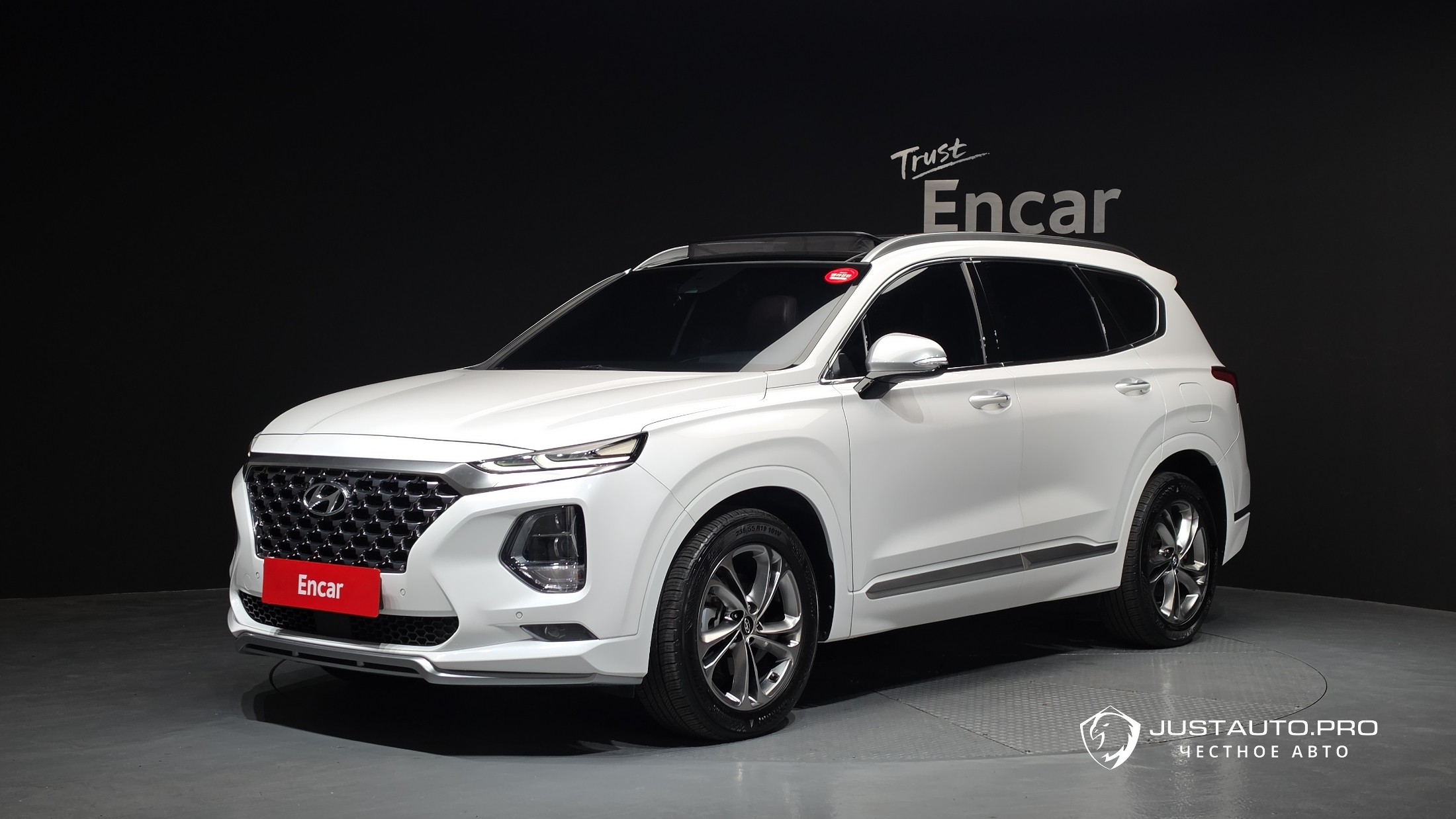 Автомобиль Hyundai Santafe