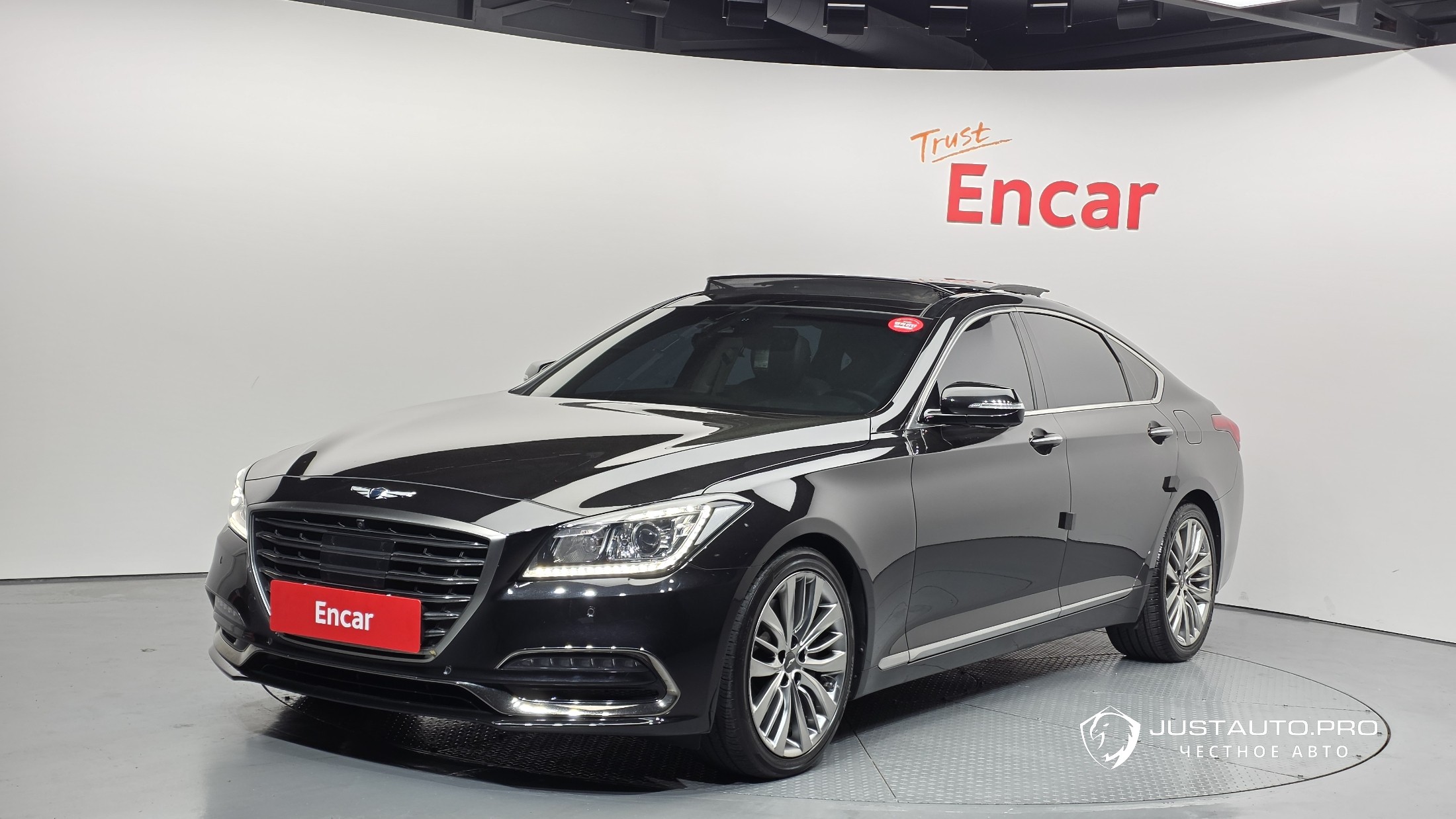 Автомобиль Genesis G80