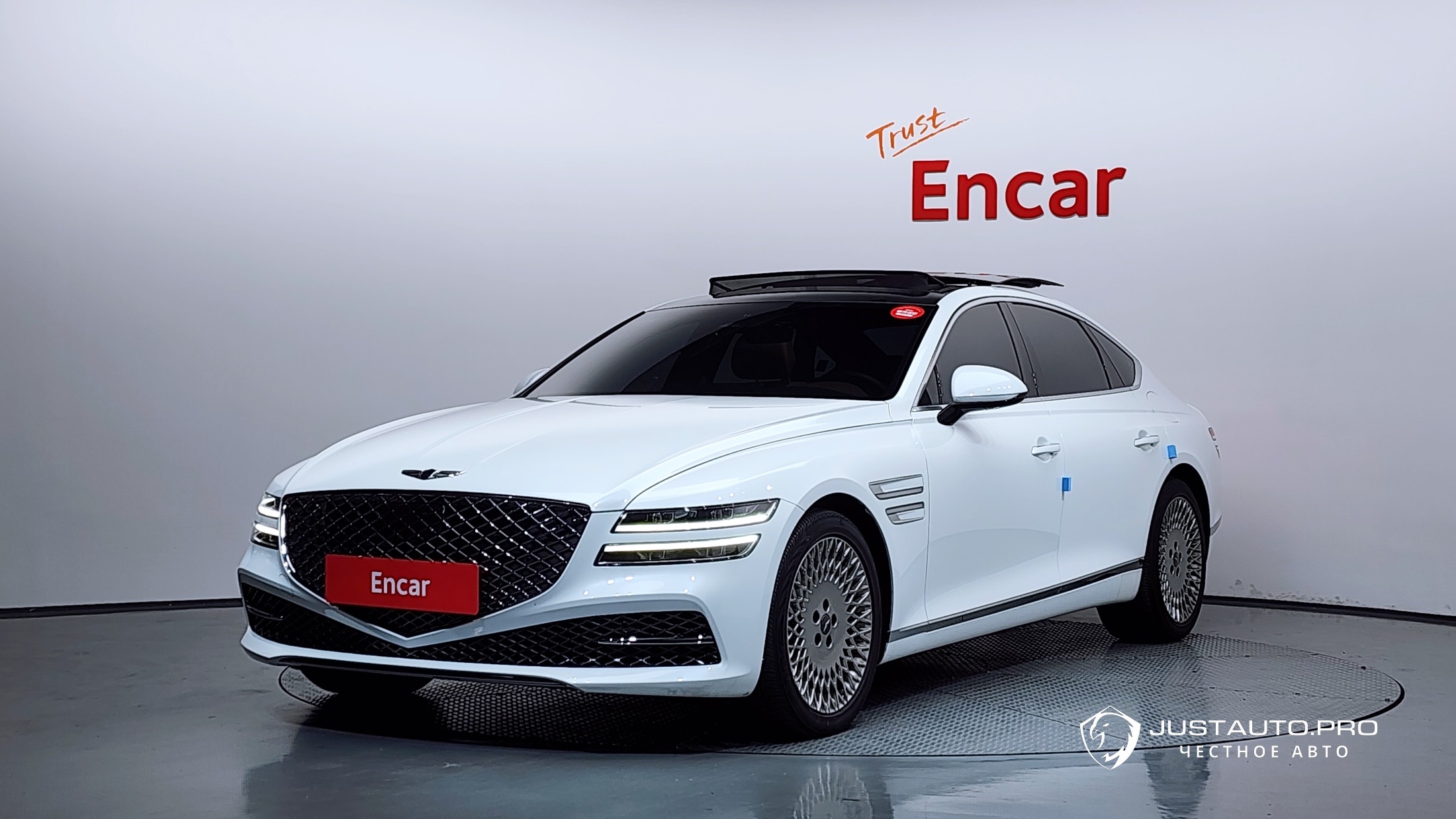 Автомобиль Genesis G80