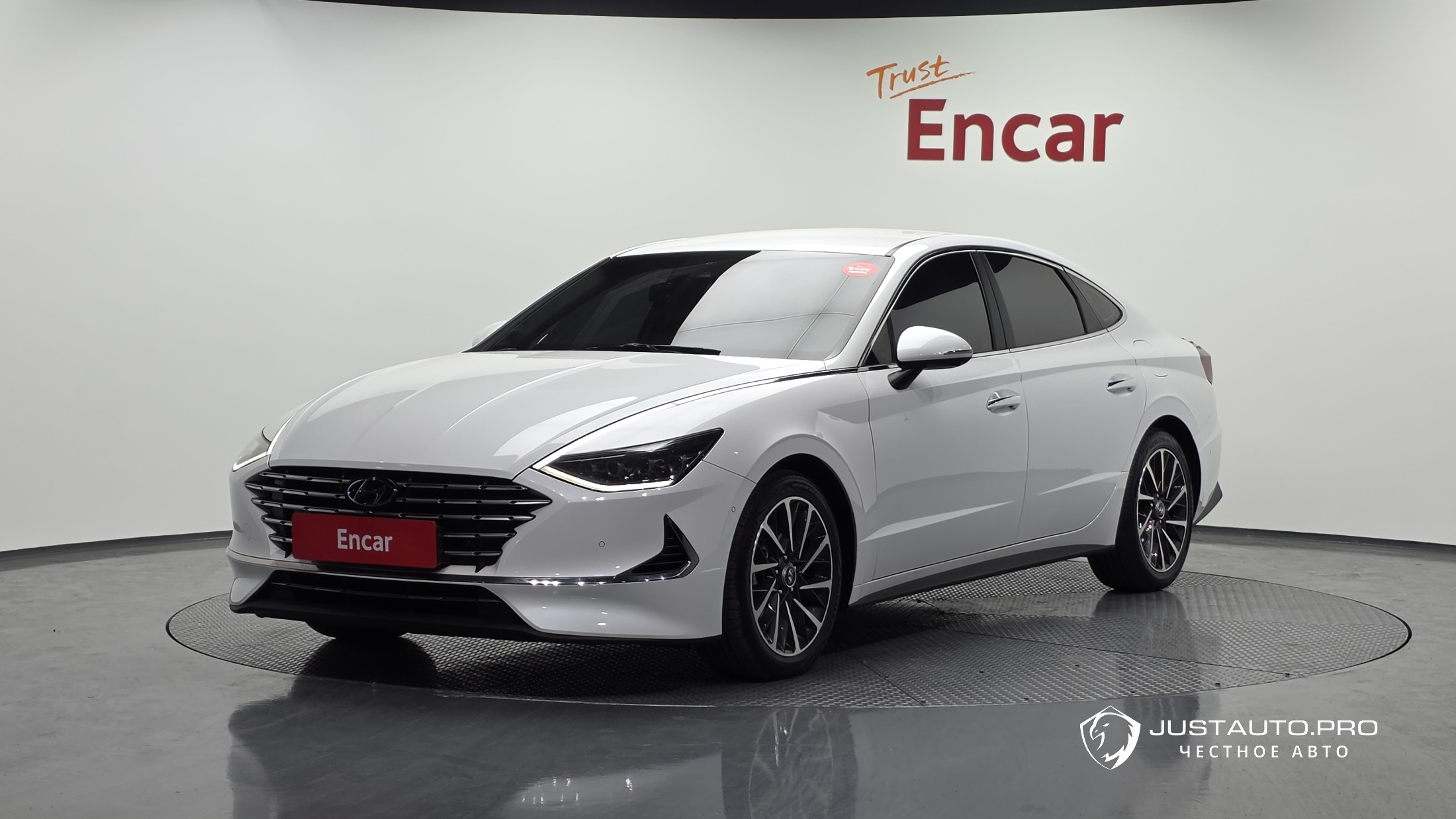 Автомобиль Hyundai Sonata