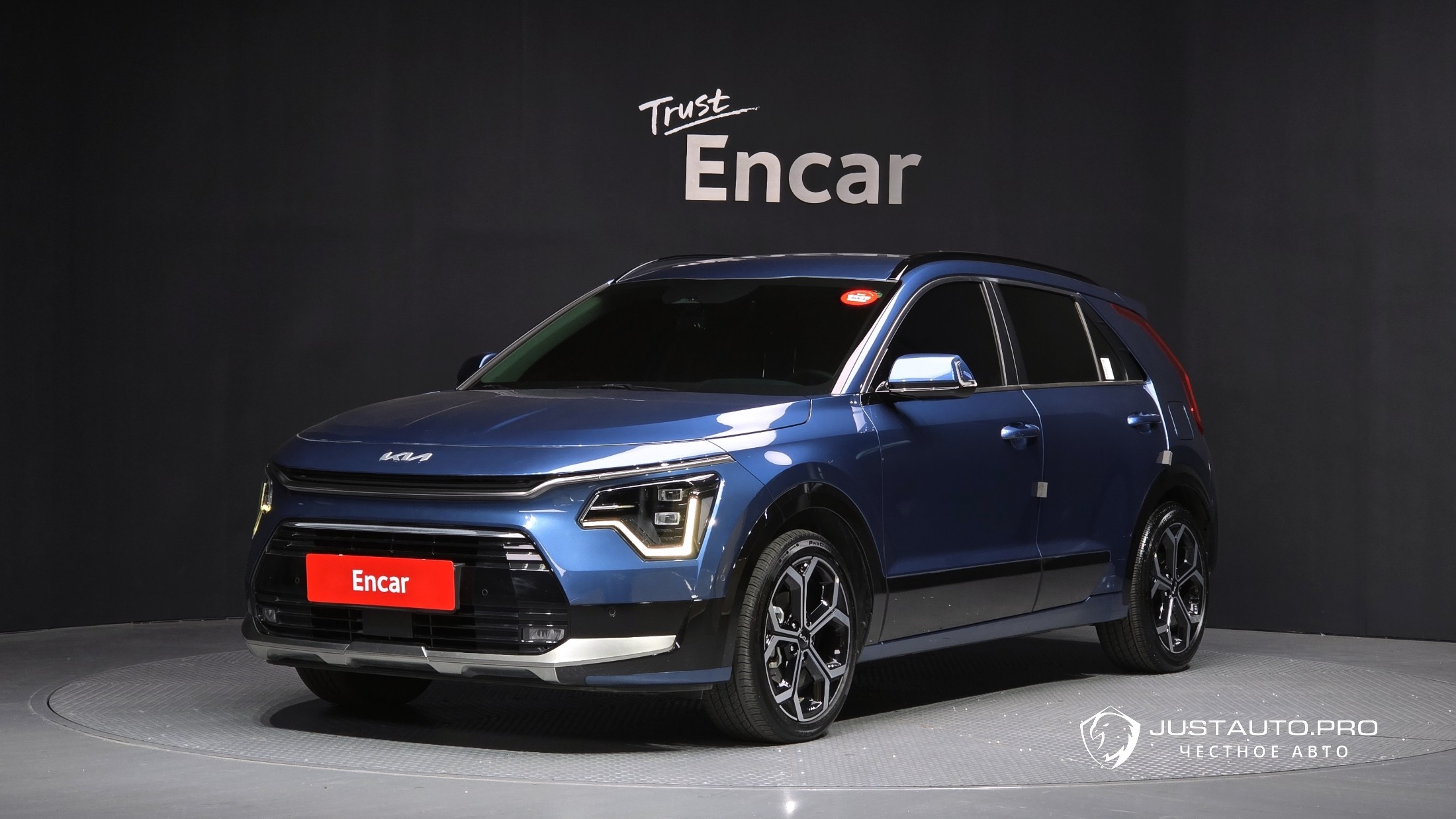 Автомобиль Kia Niro