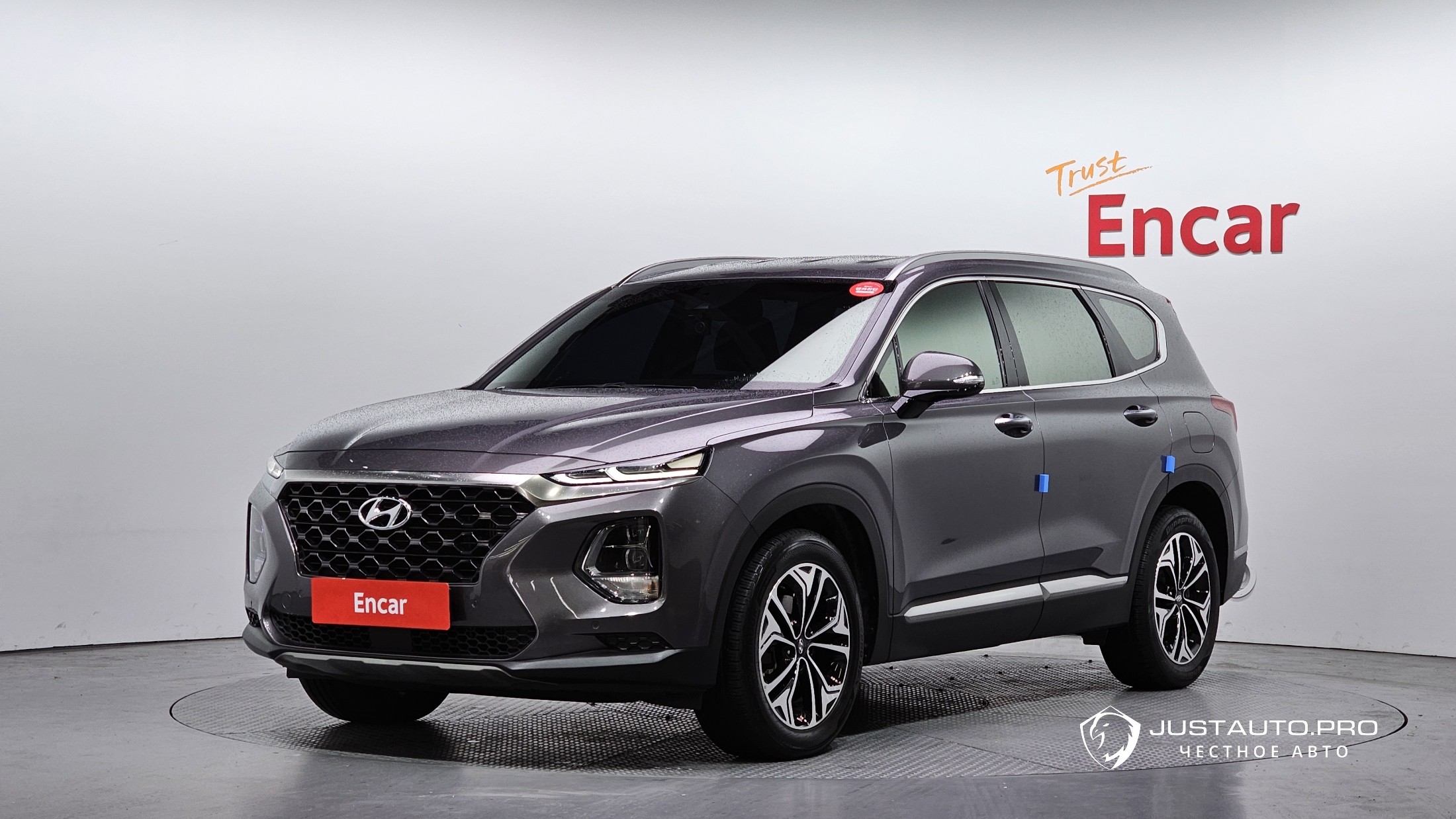 Автомобиль Hyundai Santafe