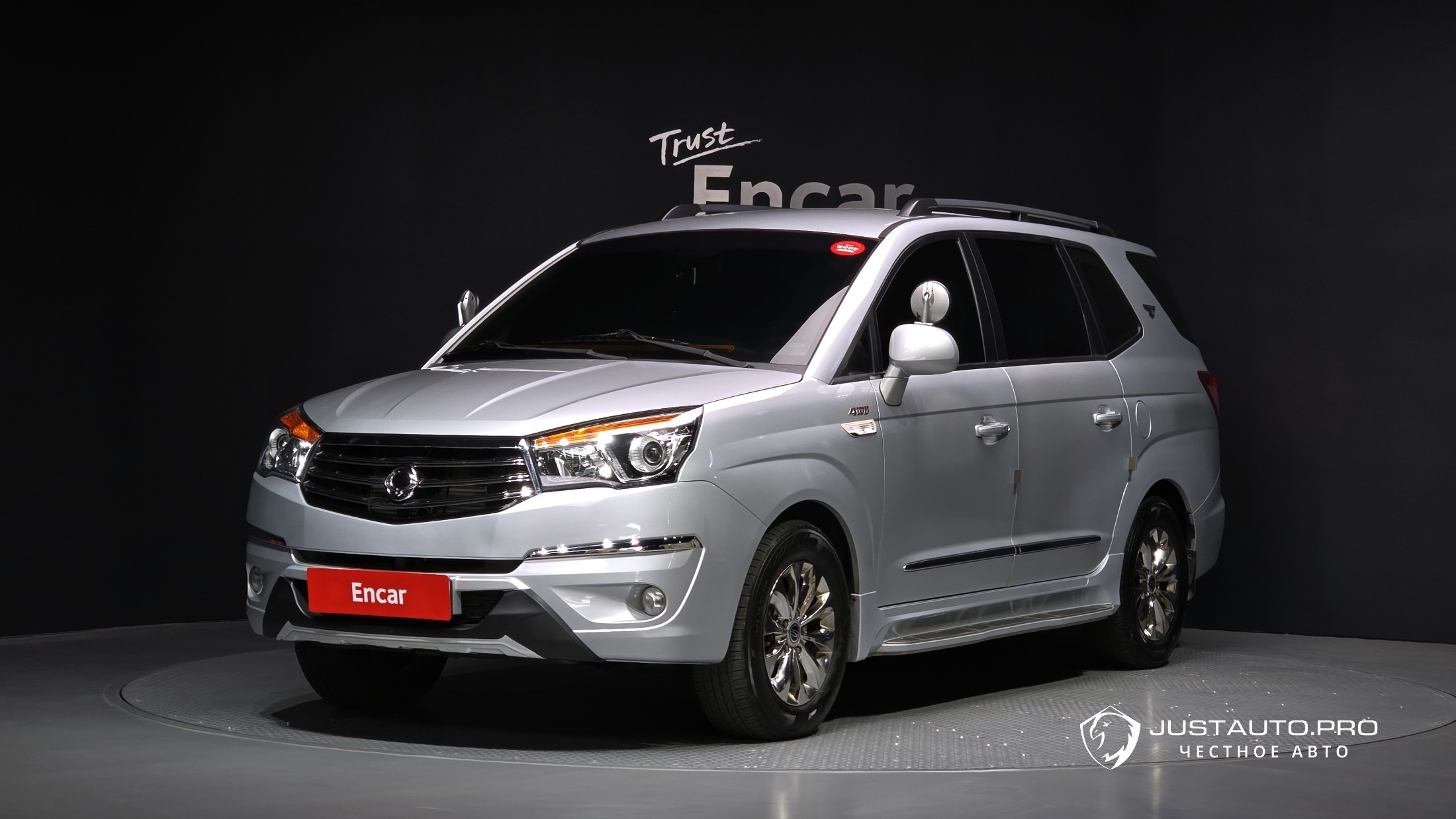Автомобиль KG_Mobility_Ssangyong KORANDO