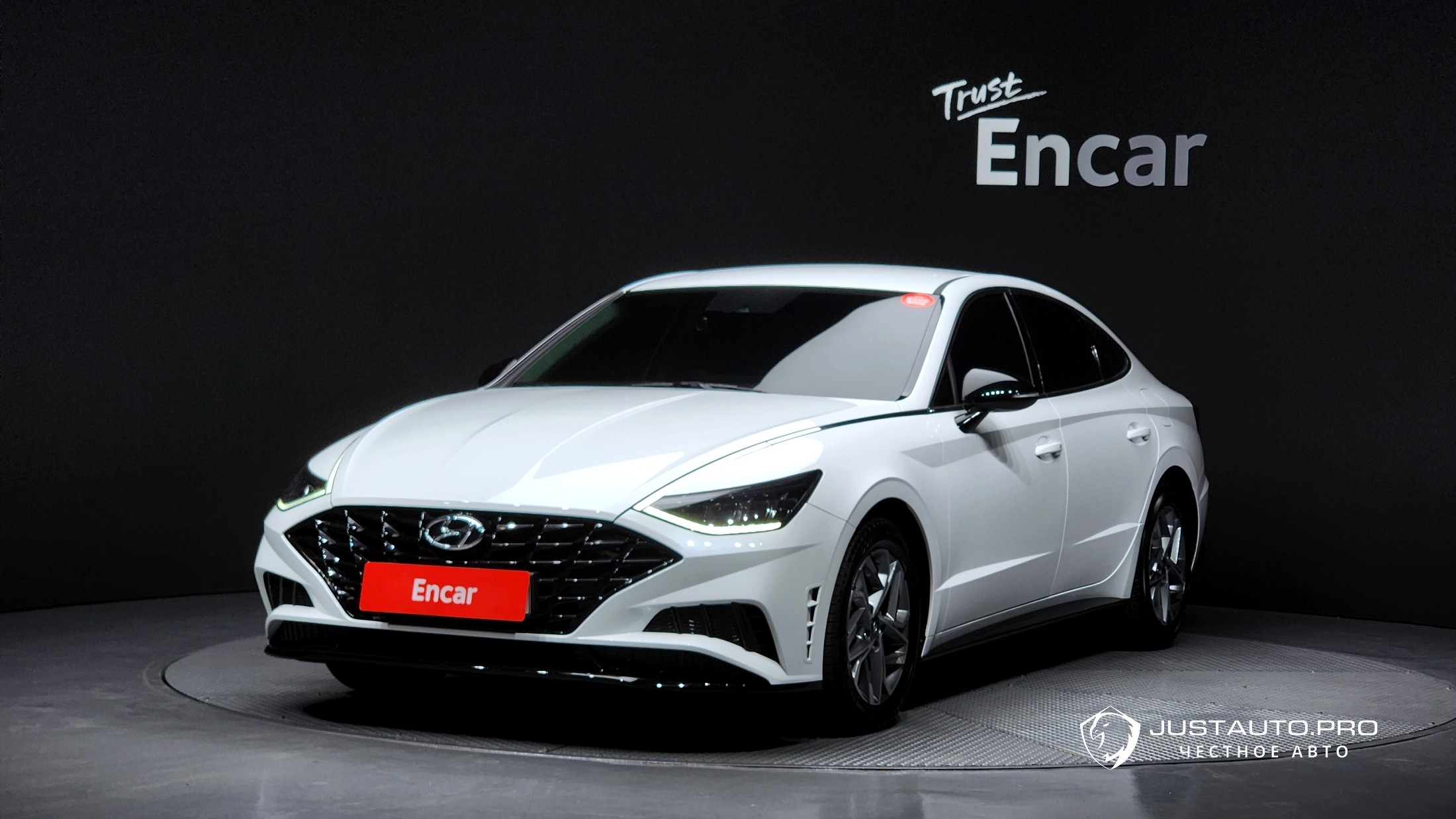 Автомобиль Hyundai Sonata