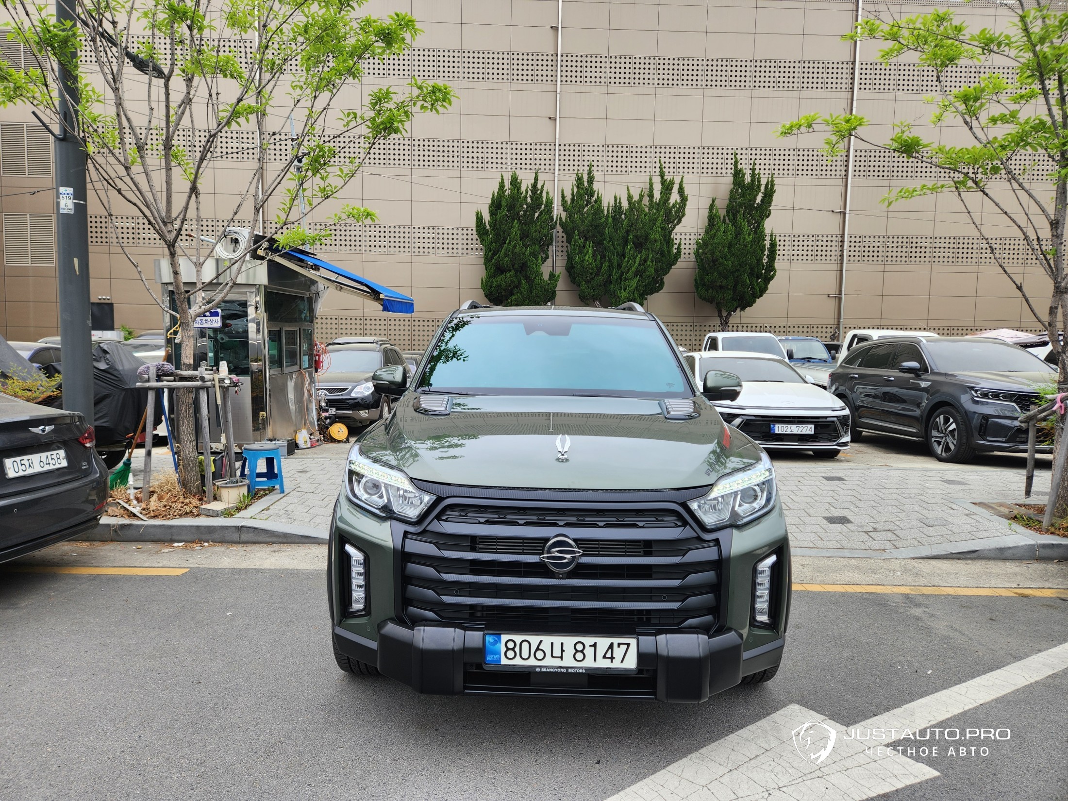 Автомобиль KG_Mobility_Ssangyong Rexton
