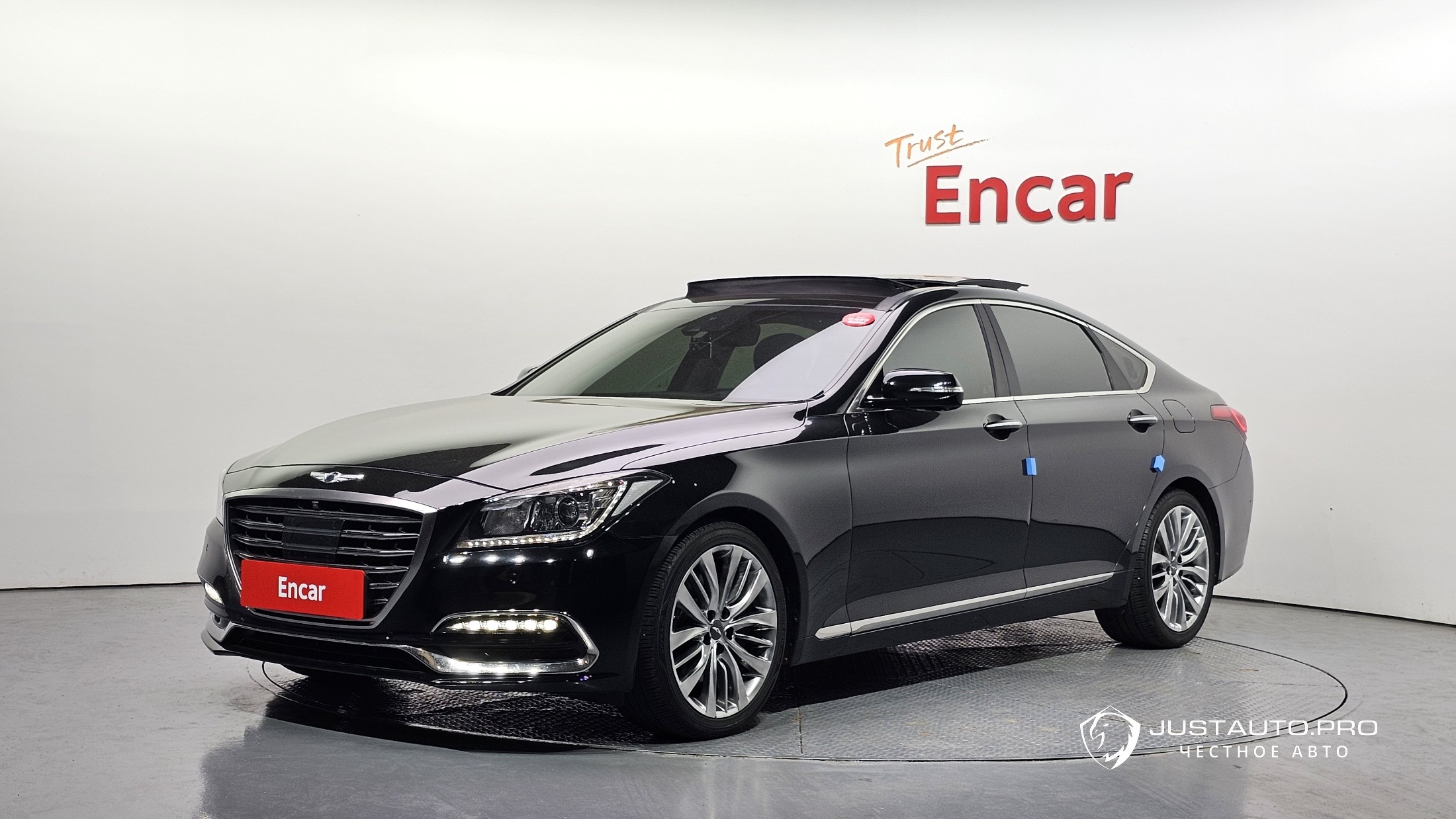 Автомобиль Genesis G80