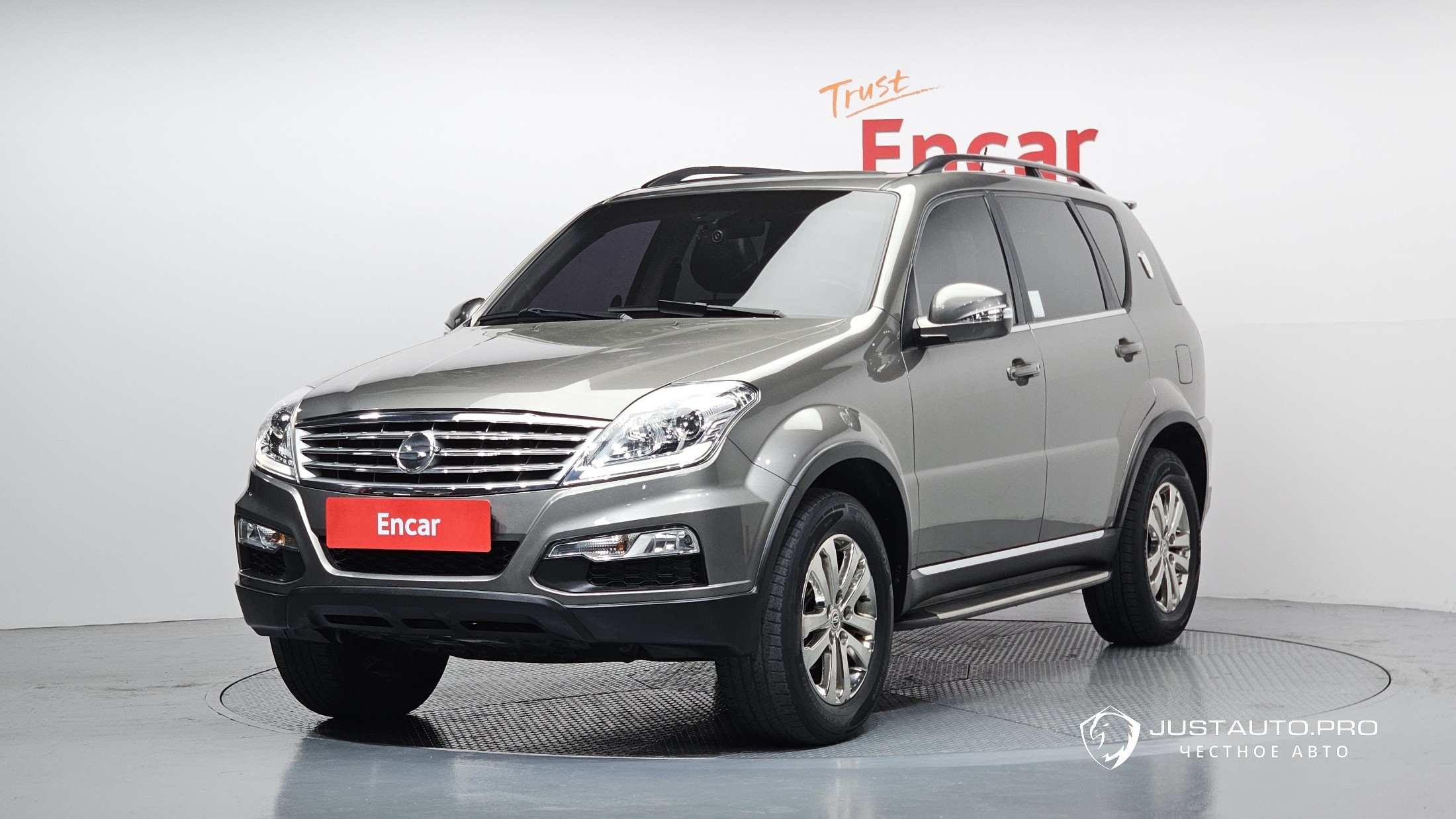 Автомобиль KG_Mobility_Ssangyong Rexton