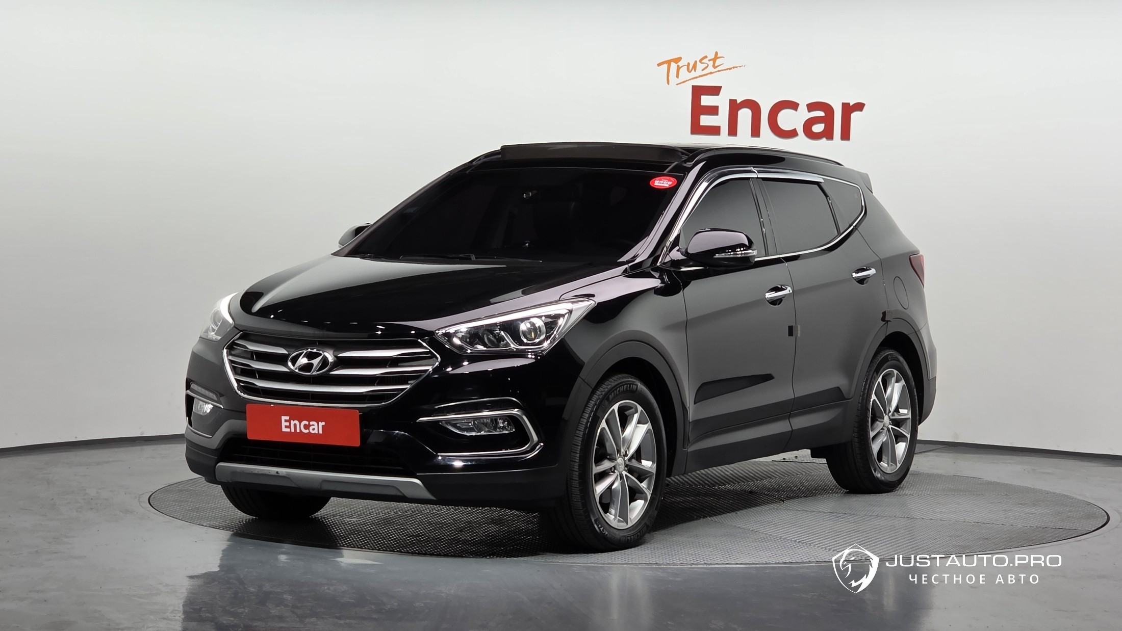 Автомобиль Hyundai Santafe