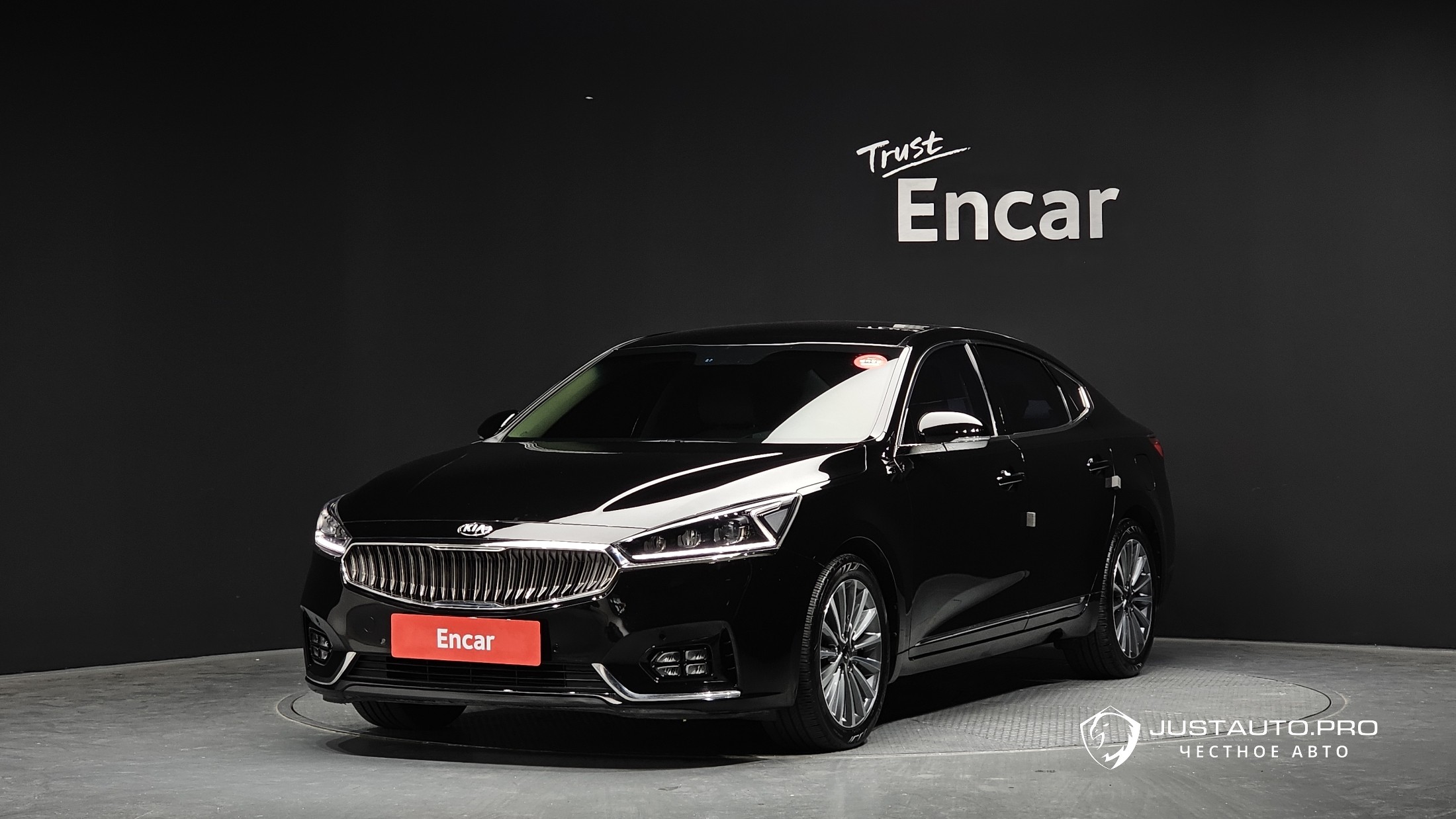 Автомобиль Kia K7