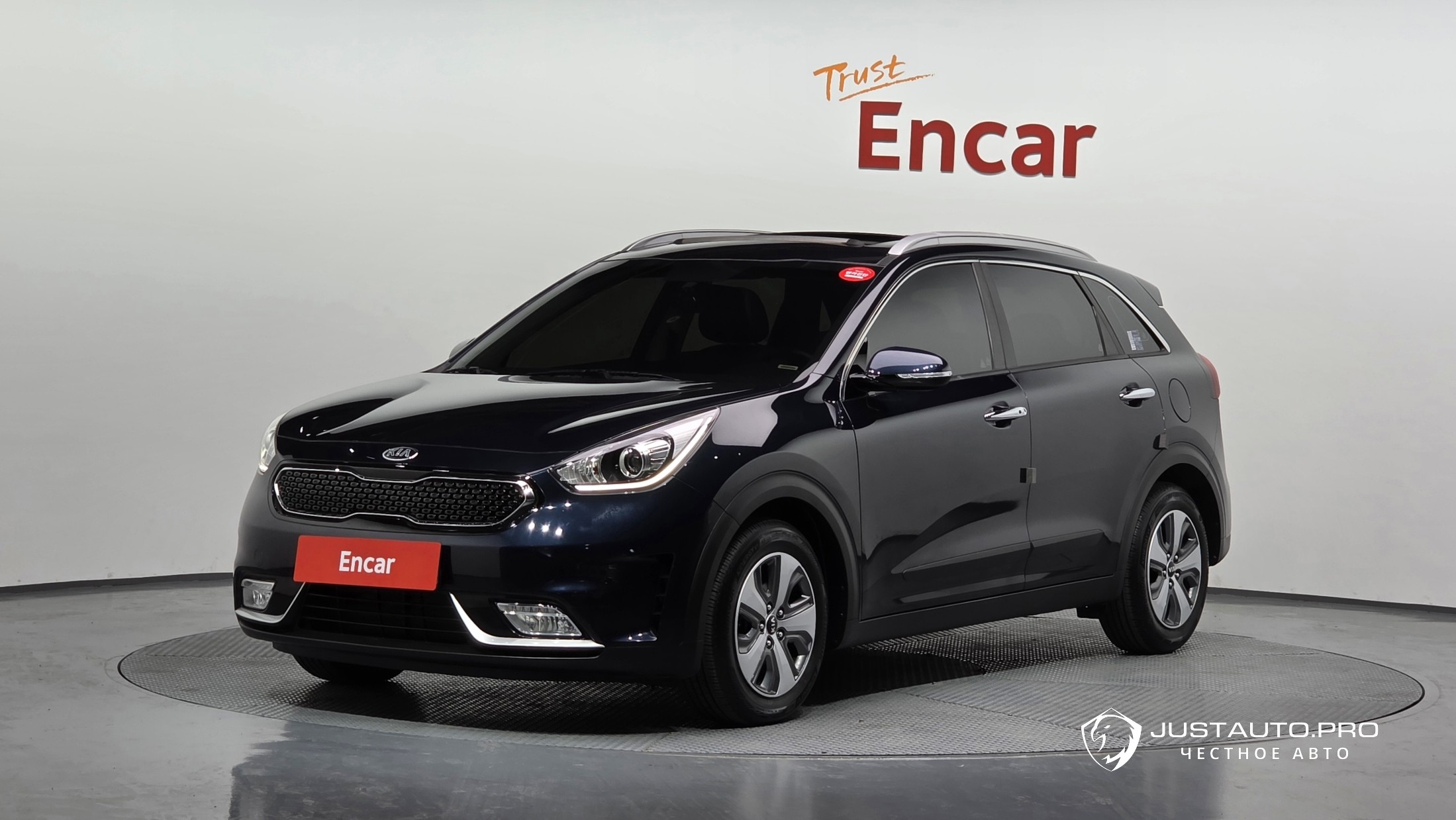 Автомобиль Kia Niro