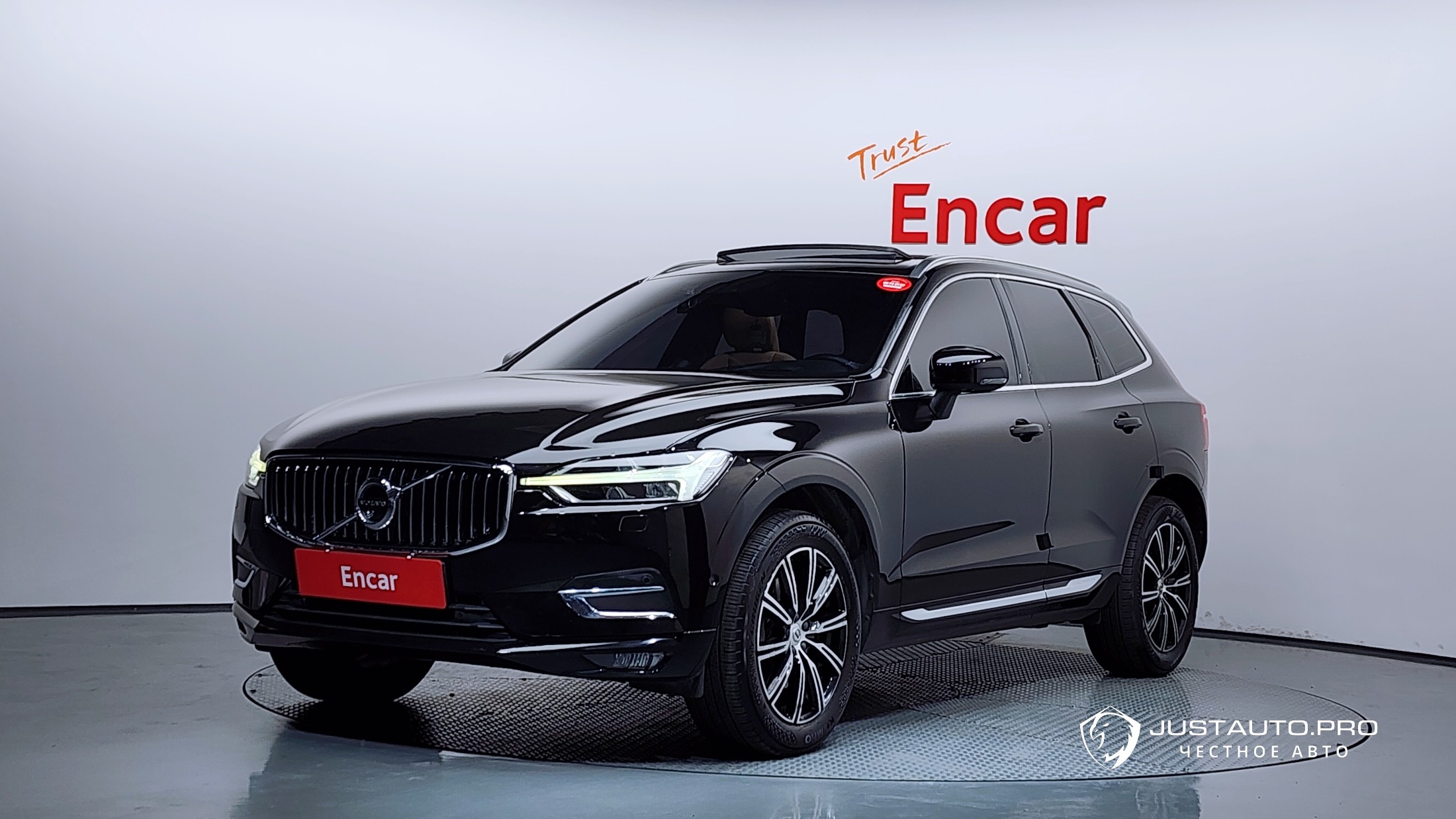 Автомобиль Volvo XC60