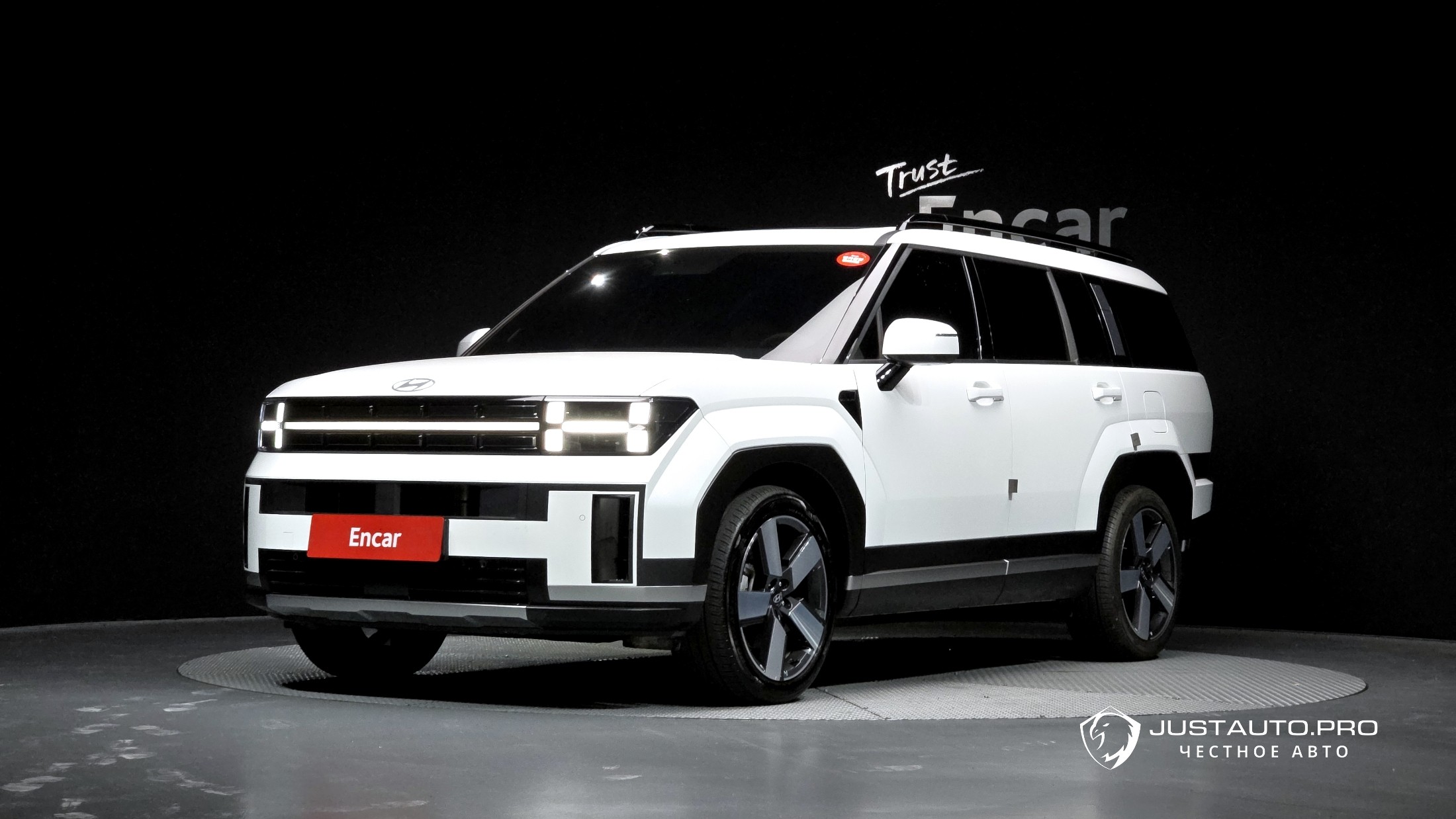 Автомобиль Hyundai Santafe
