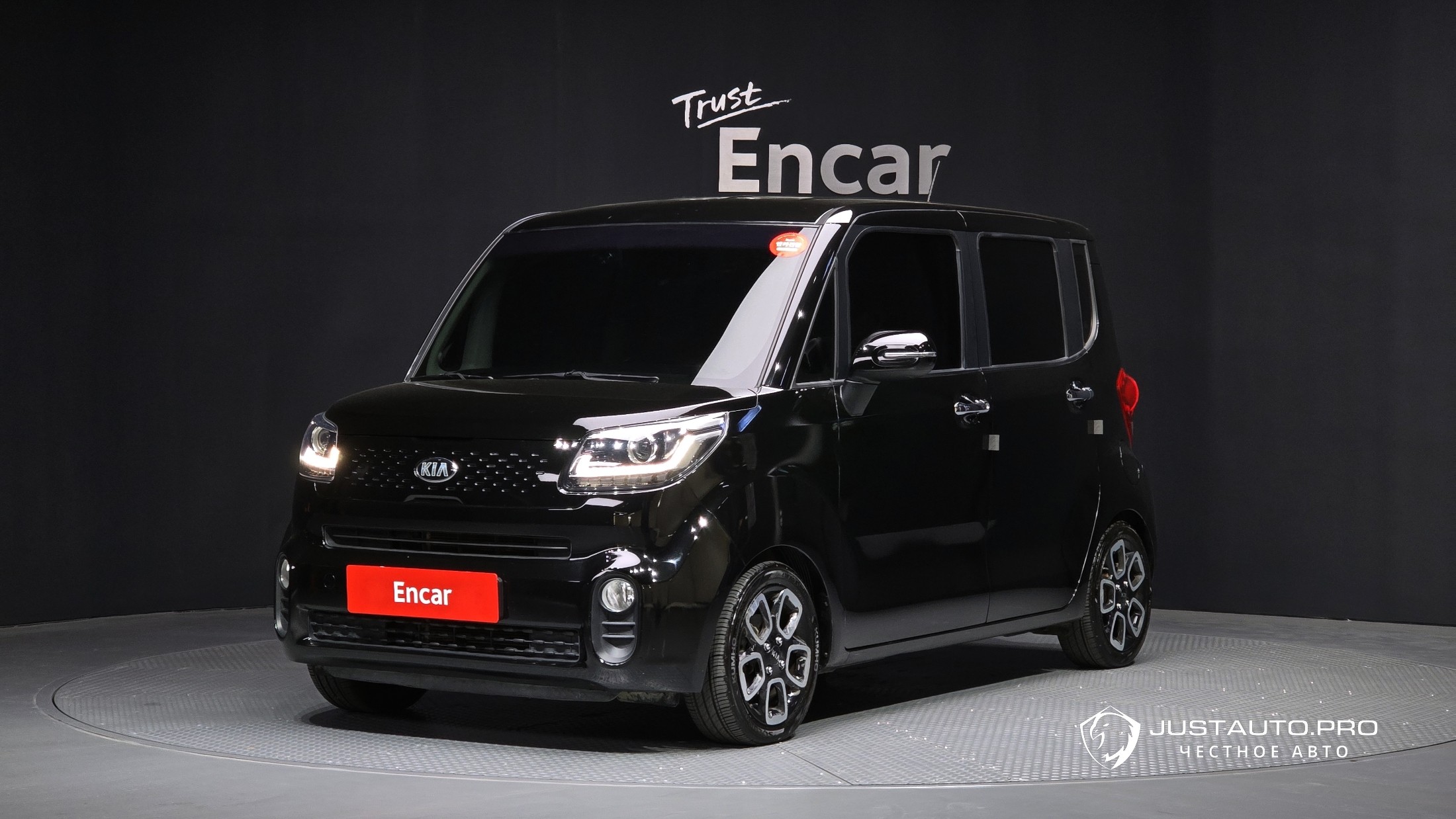 Автомобиль Kia RAY