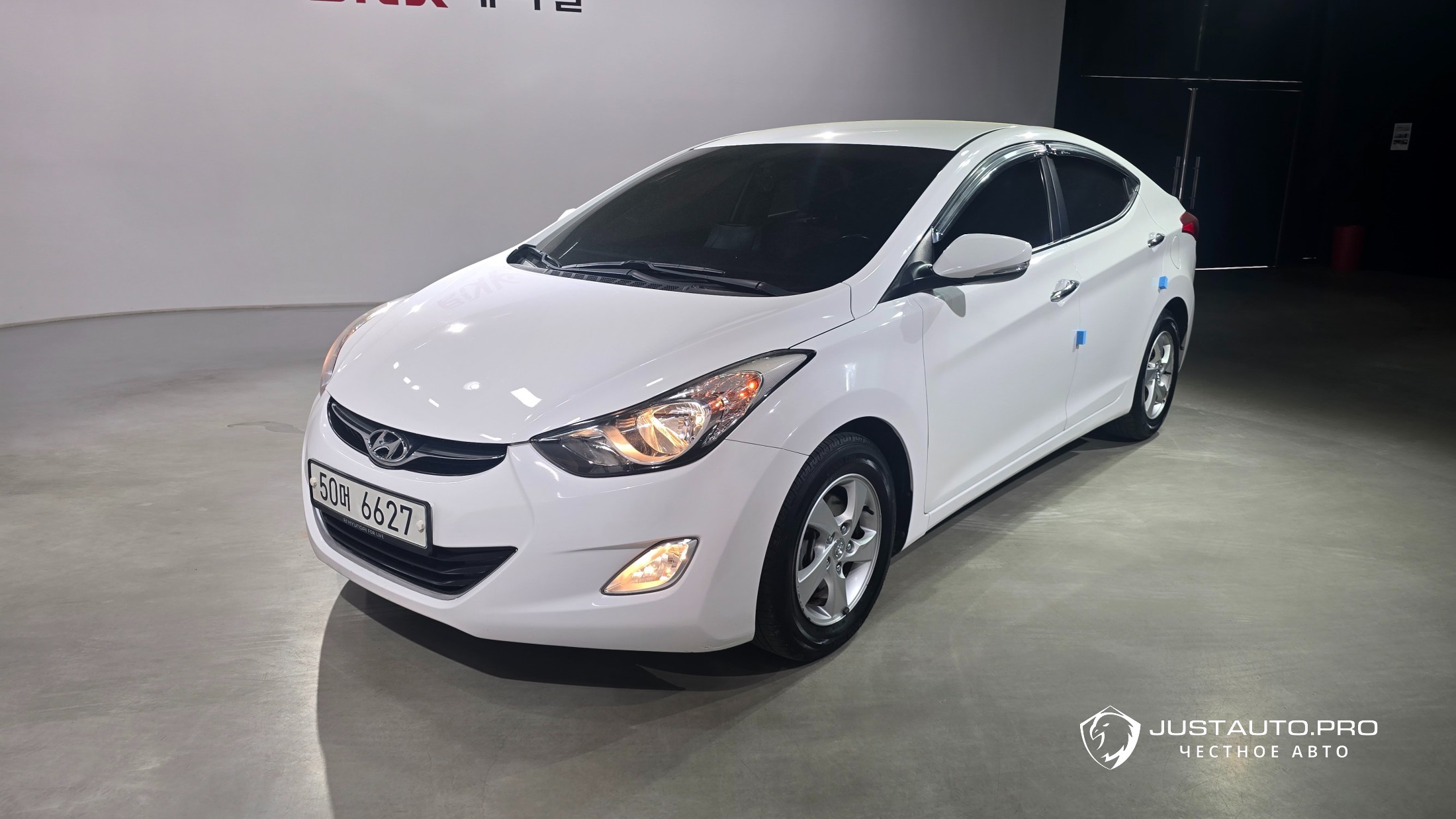Автомобиль Hyundai AVANTE