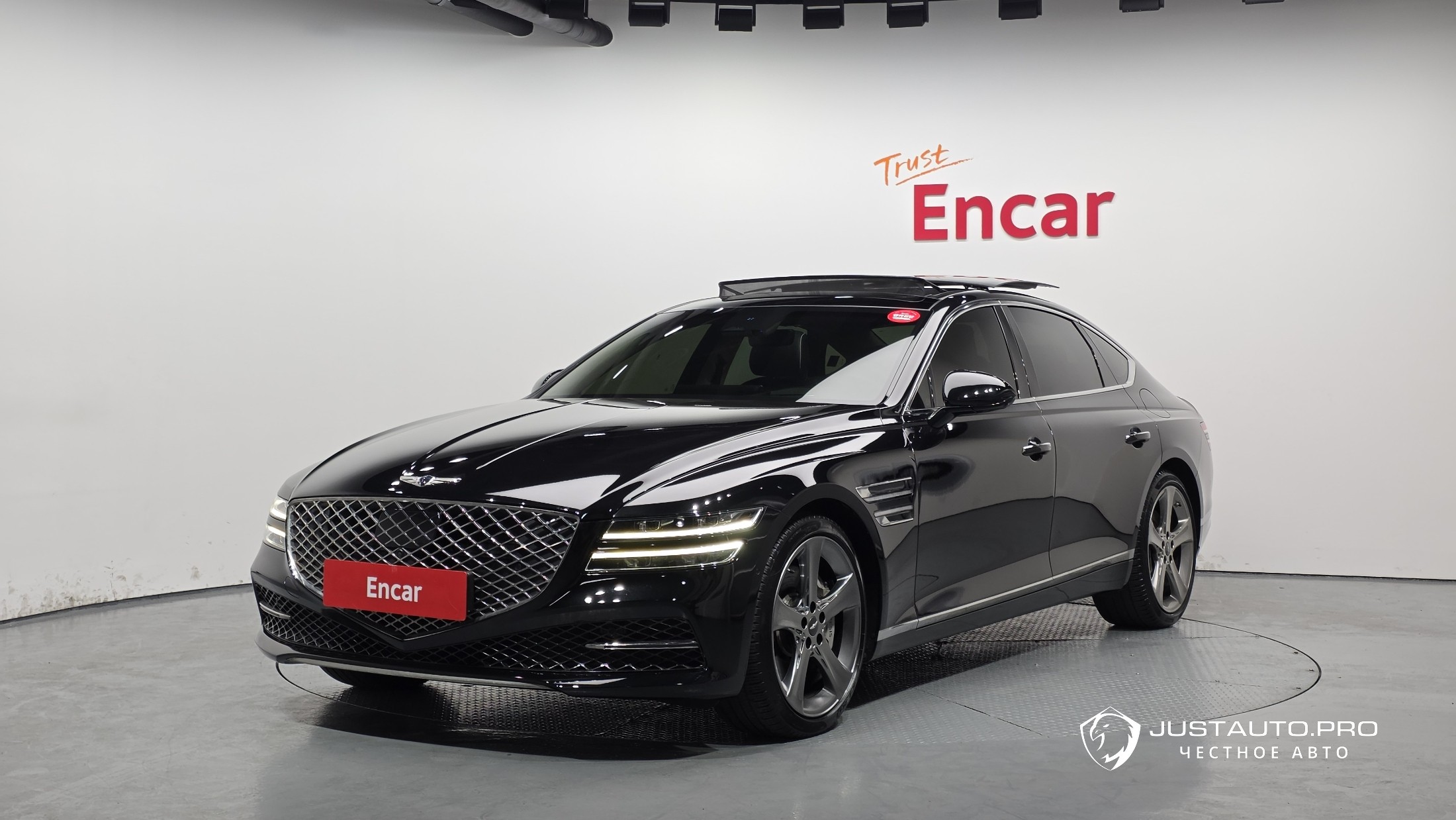Автомобиль Genesis G80